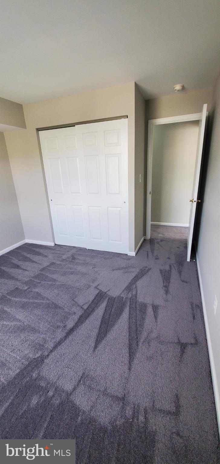 VILLAGE OF MONTGOMERY RUN - Residential