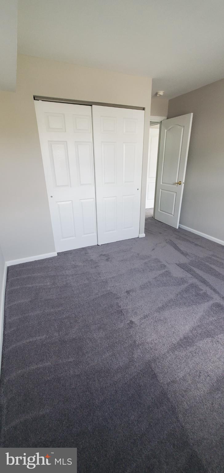 VILLAGE OF MONTGOMERY RUN - Residential