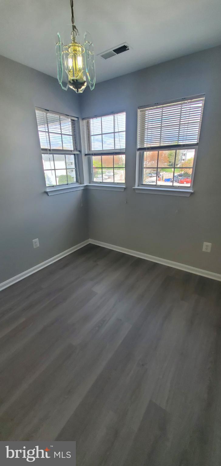 VILLAGE OF MONTGOMERY RUN - Residential