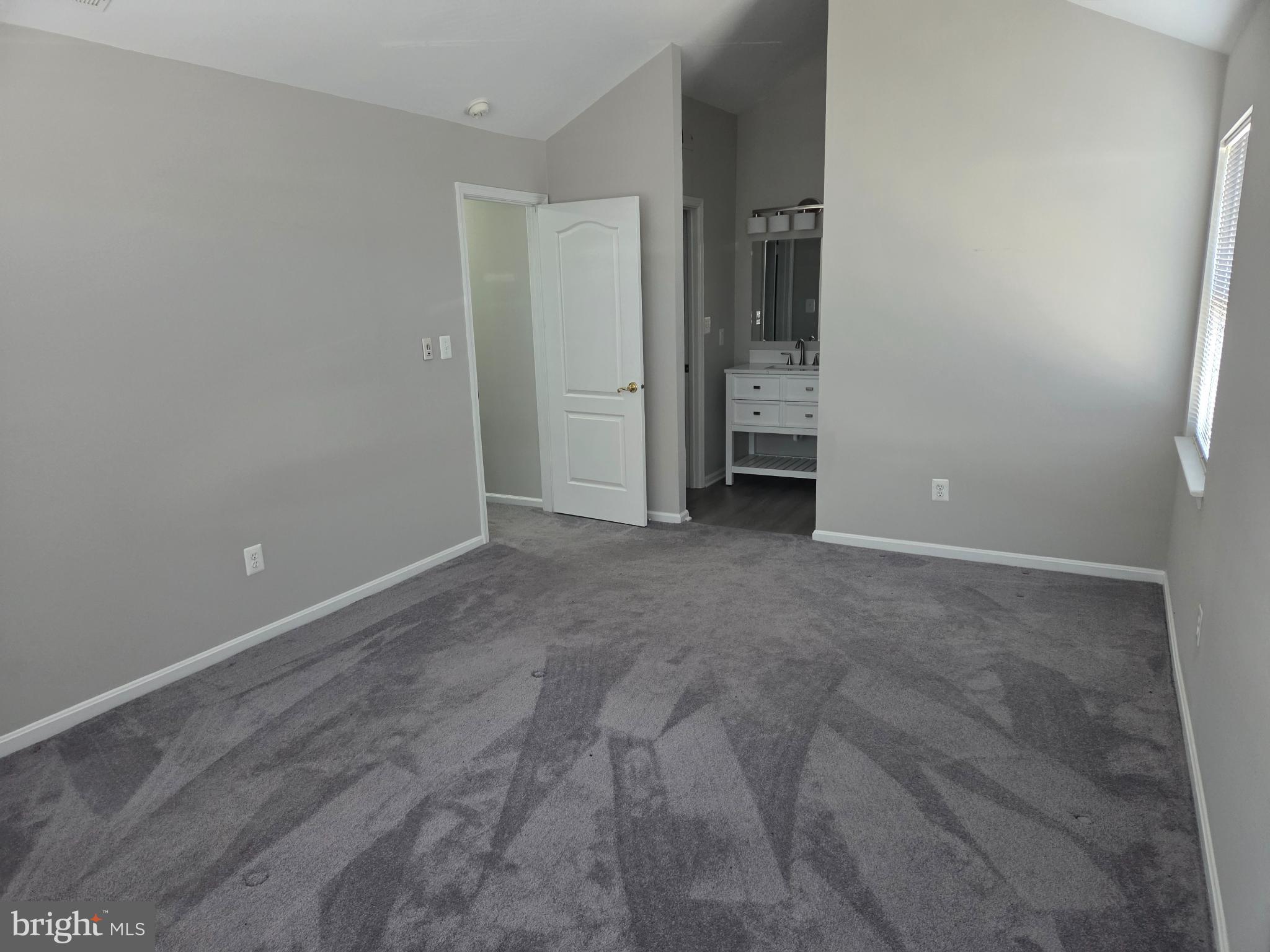 VILLAGE OF MONTGOMERY RUN - Residential