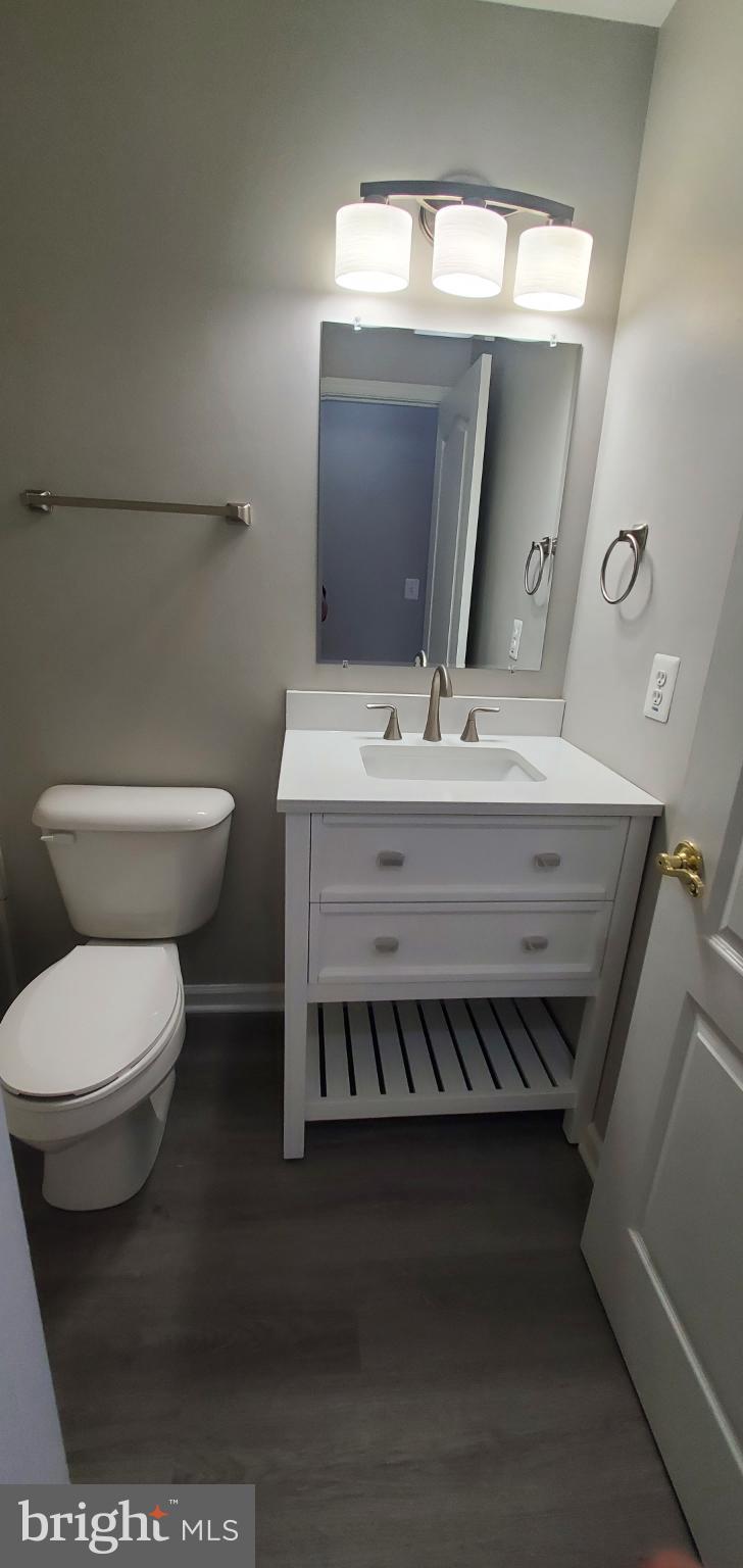 VILLAGE OF MONTGOMERY RUN - Residential