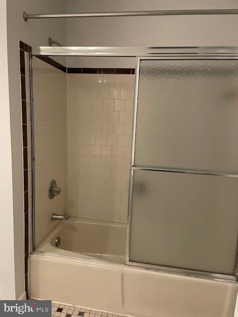 ROUND BAY CITY - Residential