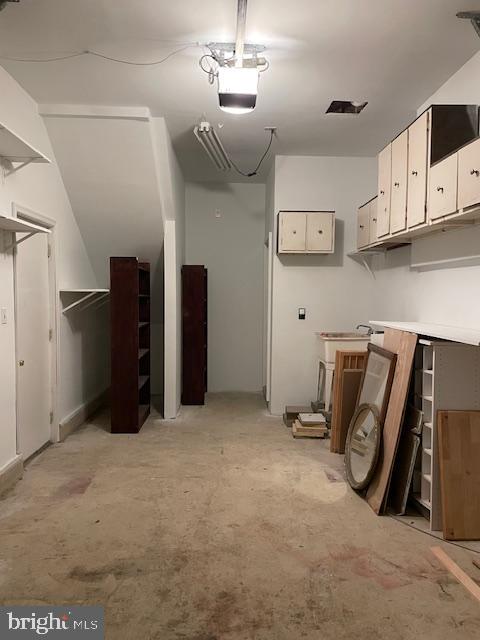 ROUND BAY CITY - Residential