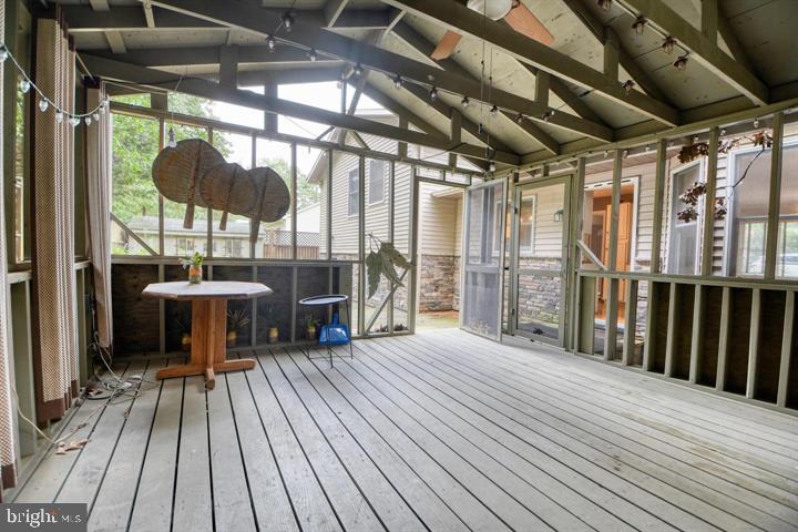 ROUND BAY CITY - Residential