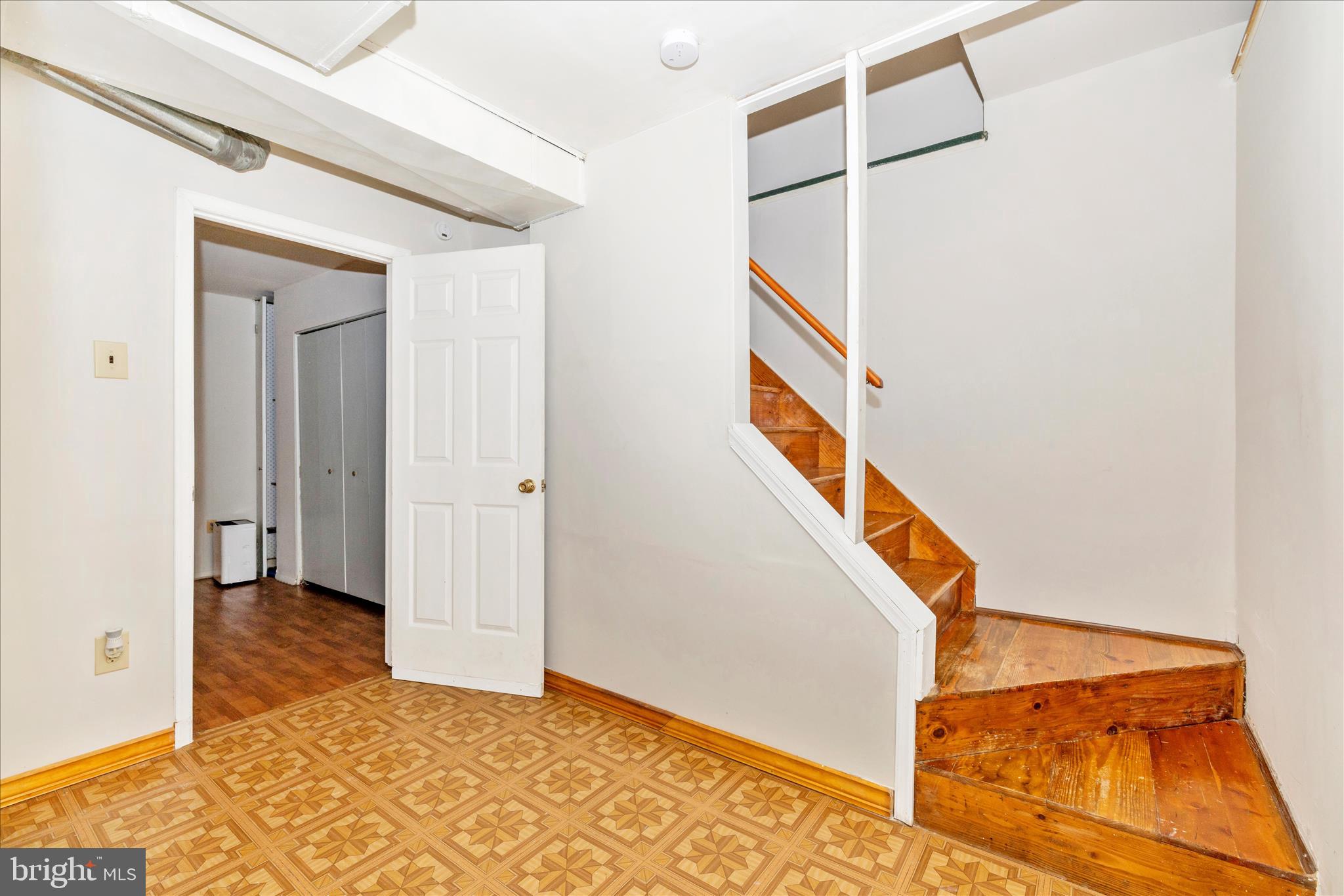 REISTERSTOWN - Residential