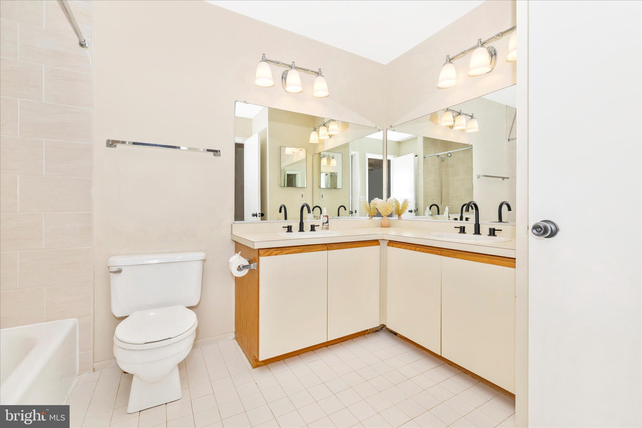 REISTERSTOWN - Residential