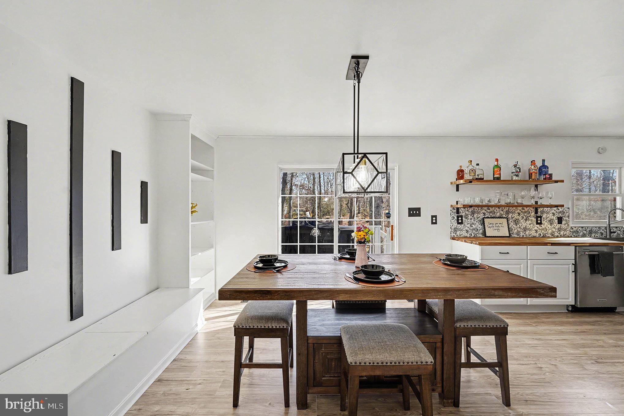 LAKE OF THE WOODS - Residential