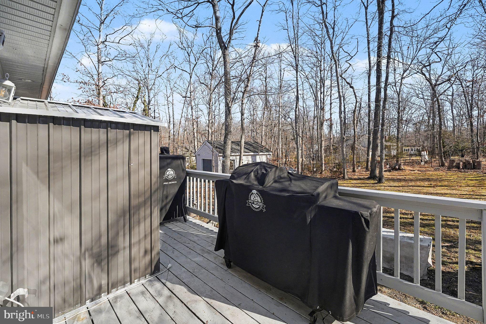 LAKE OF THE WOODS - Residential