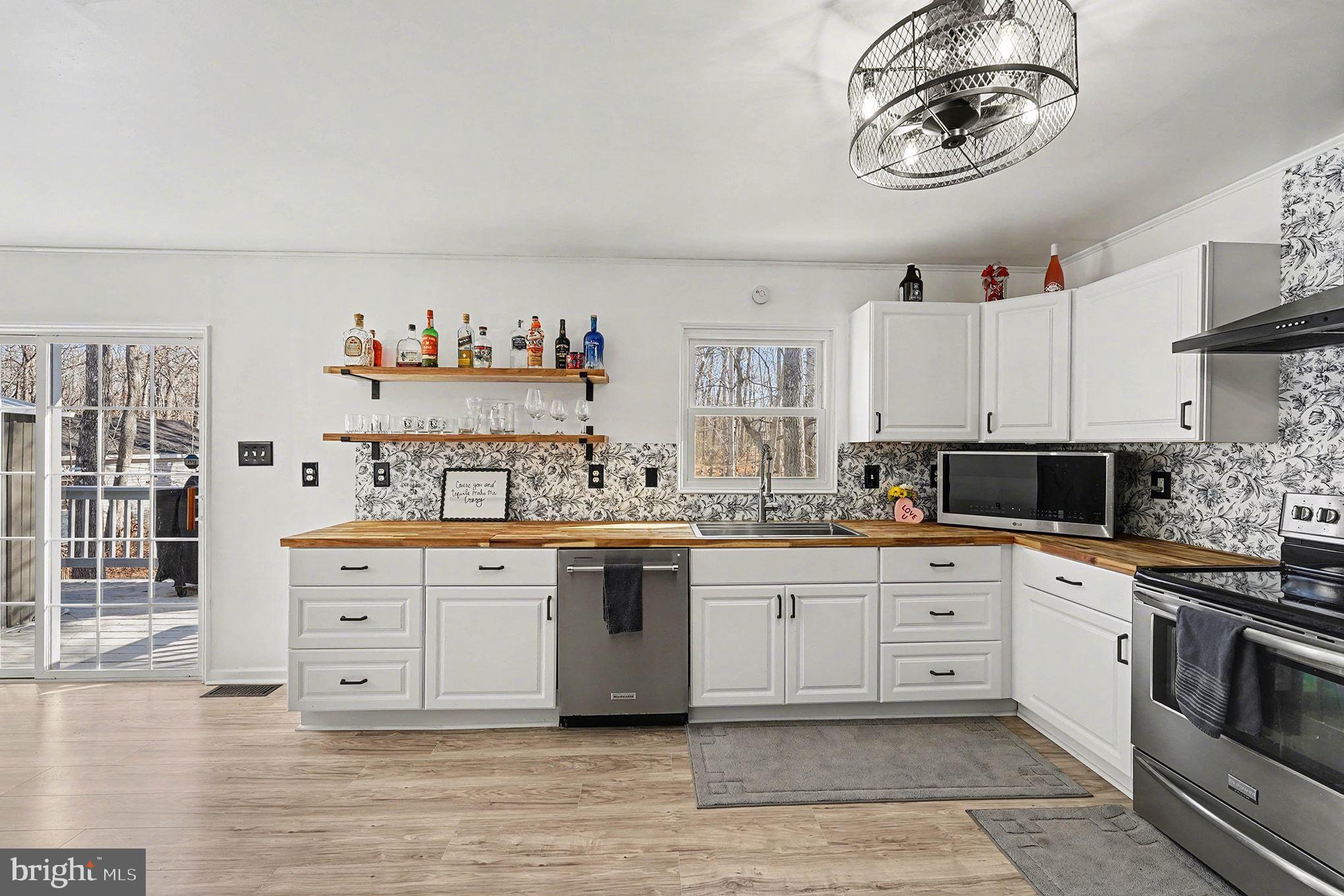 LAKE OF THE WOODS - Residential