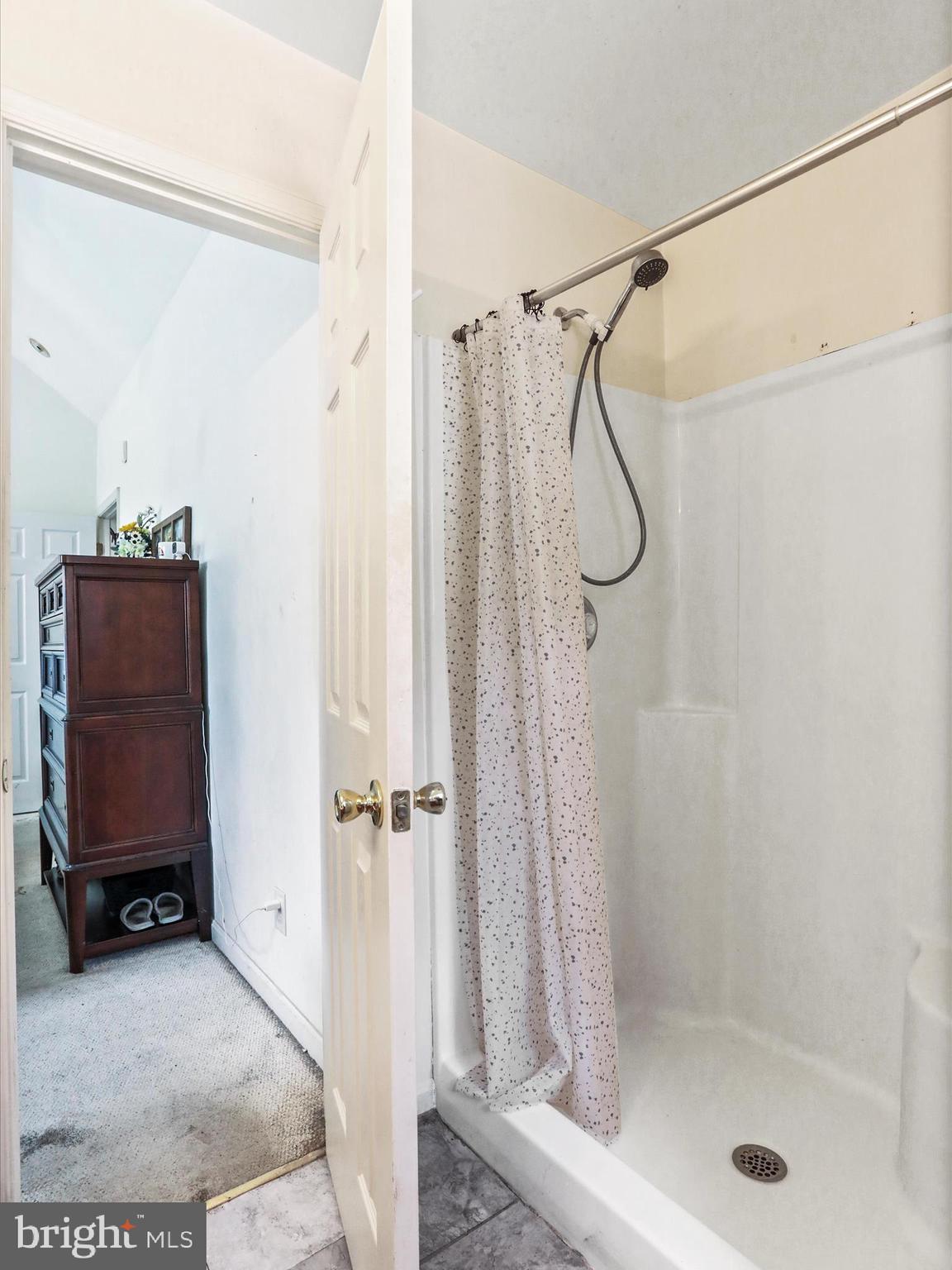 SYCAMORE VILLAGE - Residential