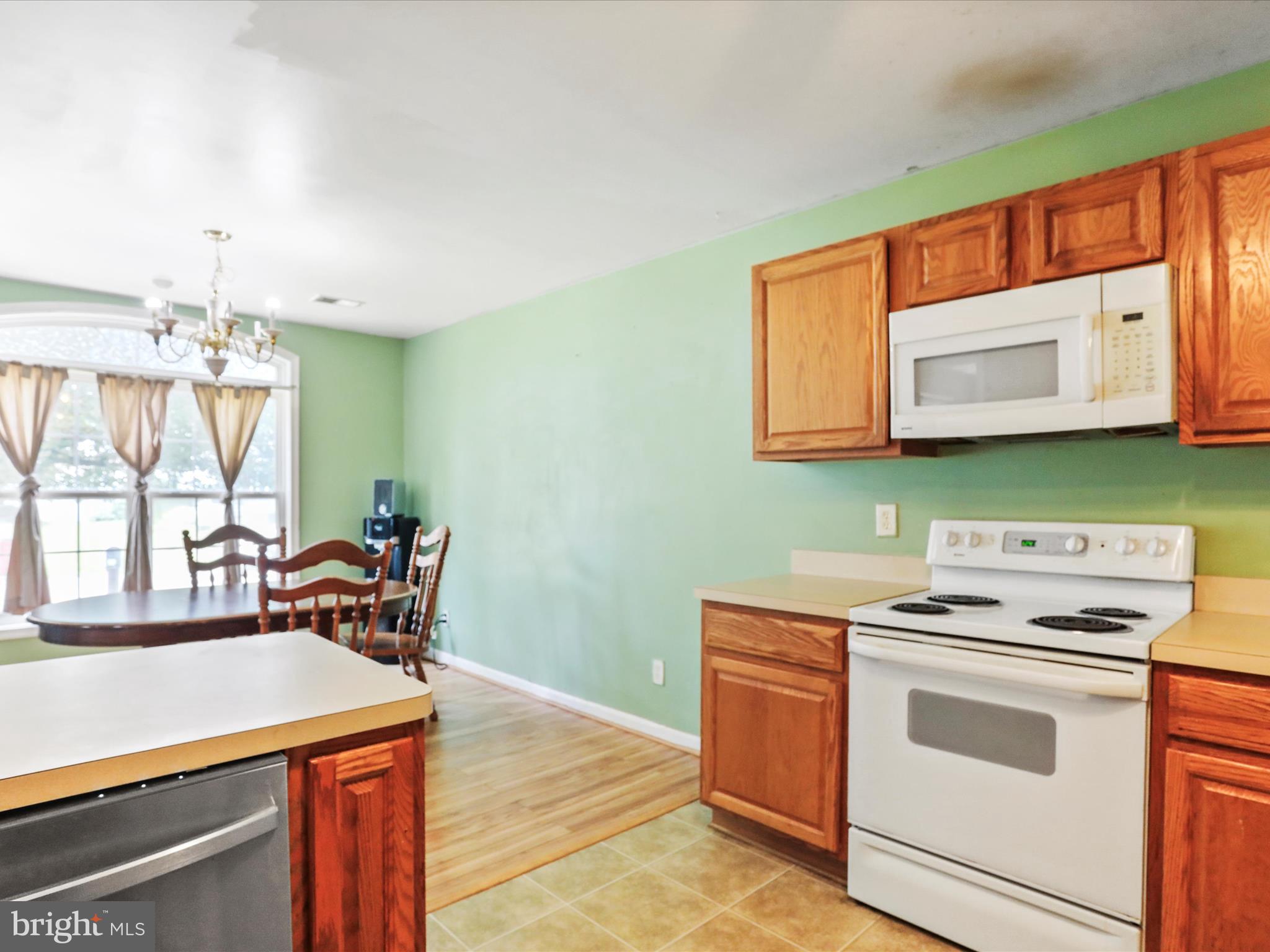 SYCAMORE VILLAGE - Residential