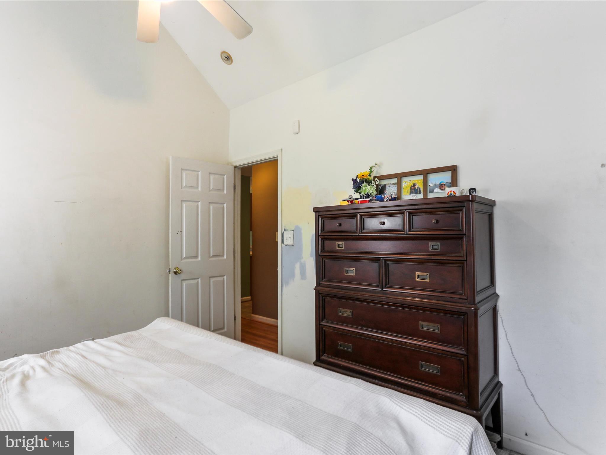 SYCAMORE VILLAGE - Residential