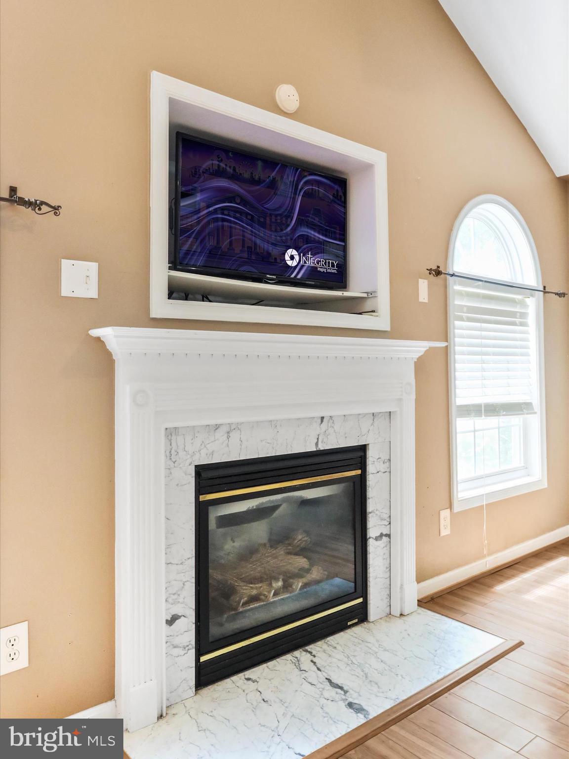 SYCAMORE VILLAGE - Residential