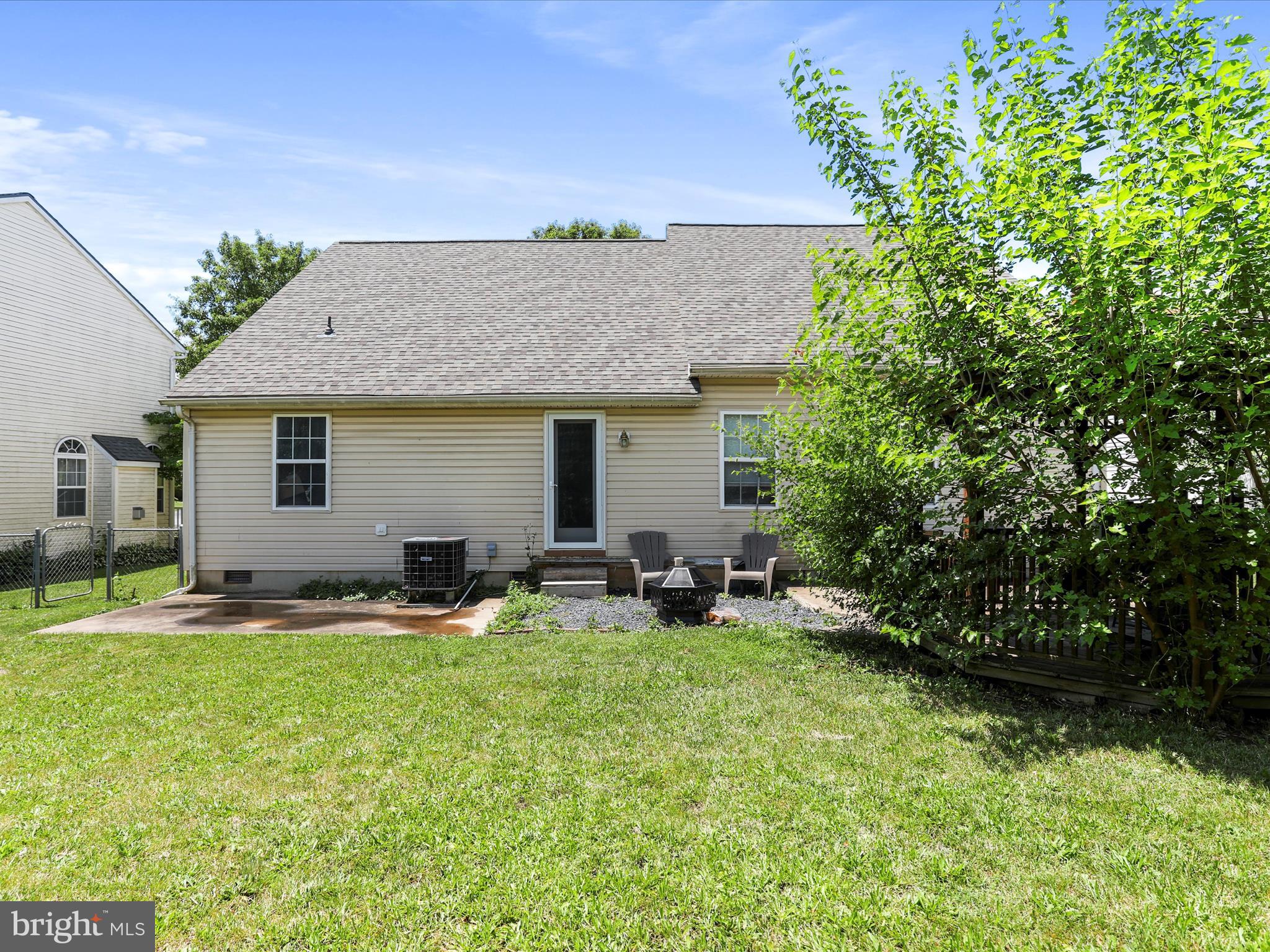 SYCAMORE VILLAGE - Residential