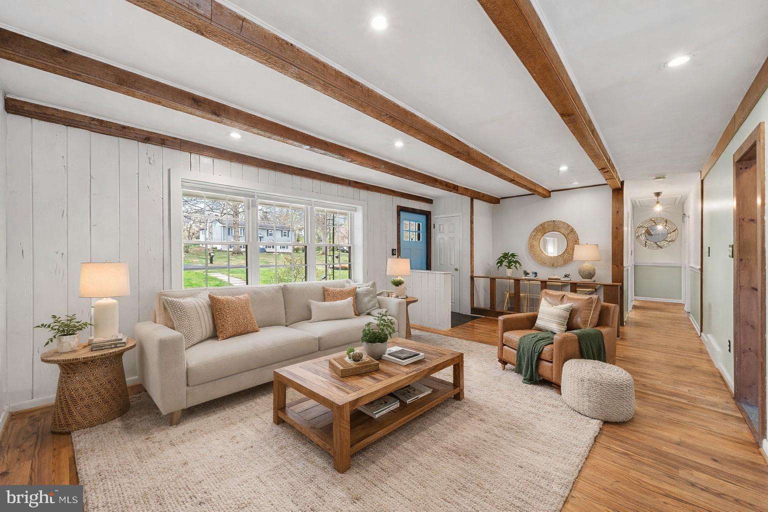 NEW HOPE HILLS - Residential