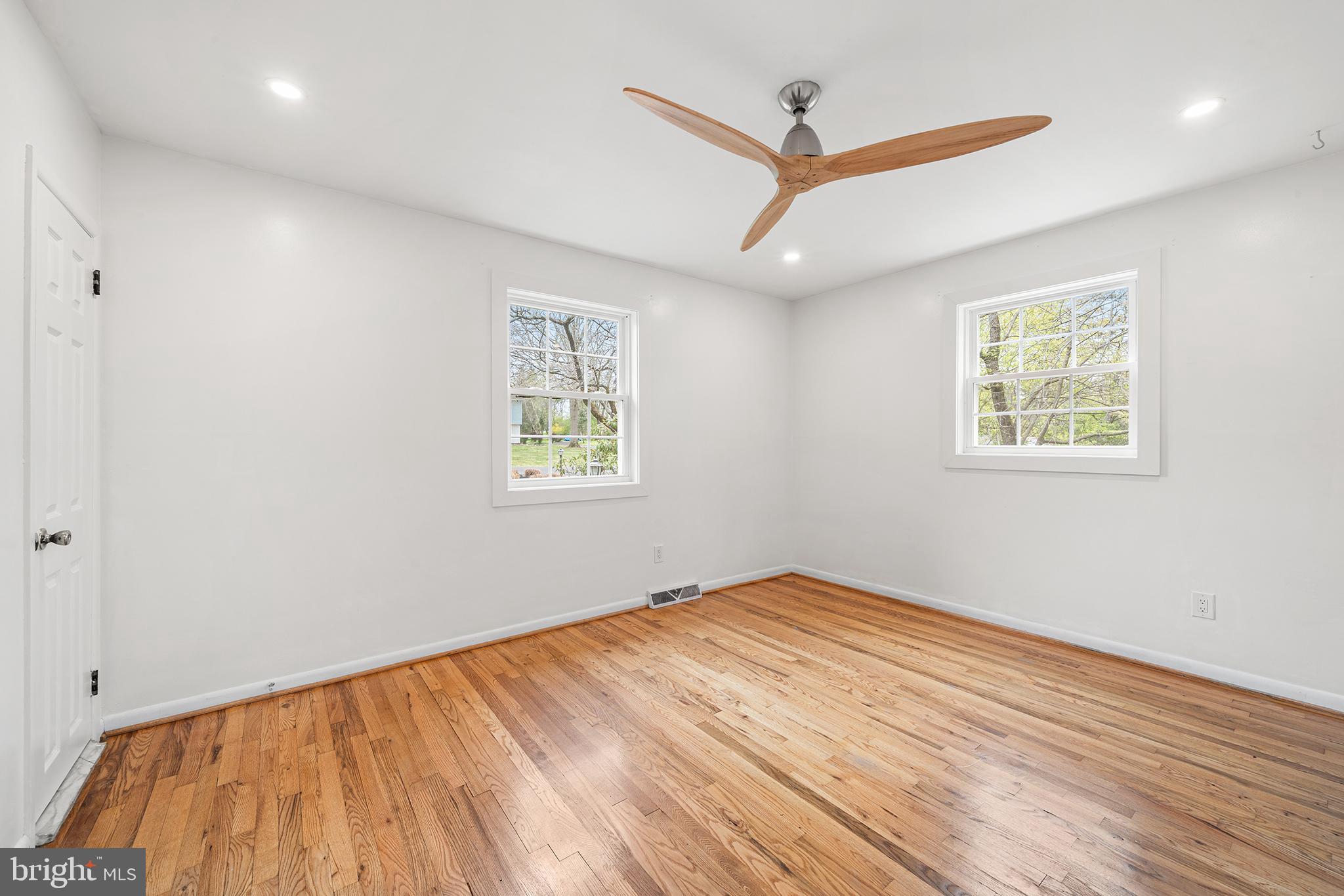 NEW HOPE HILLS - Residential