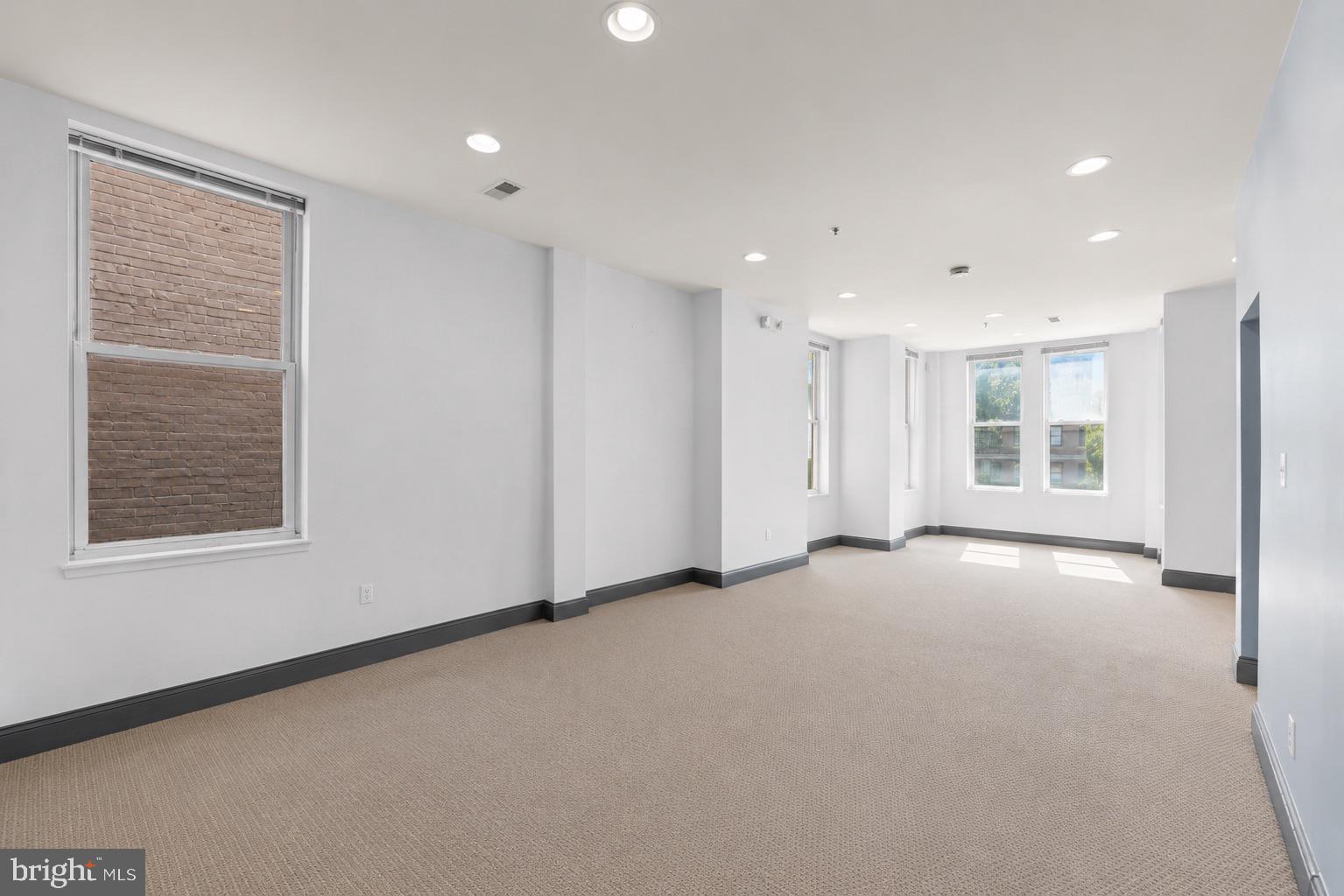 MOUNT VERNON TRIANGLE - Commercial Sale