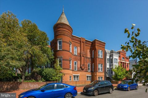 Photo of 1201 New Jersey Avenue NW, WASHINGTON, DC 20001 (MLS # DCDC2222334)