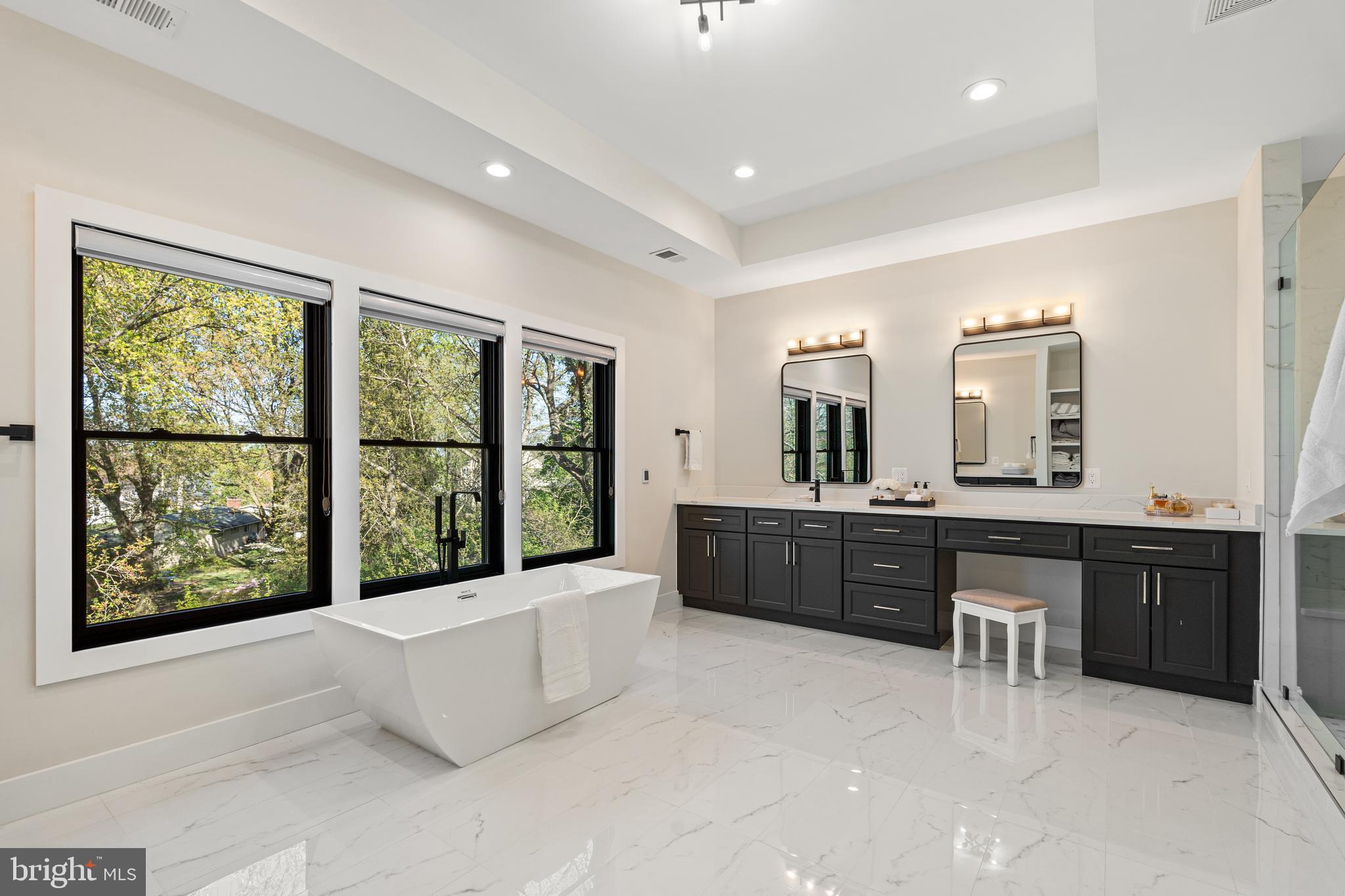 ROSEMONT - Residential