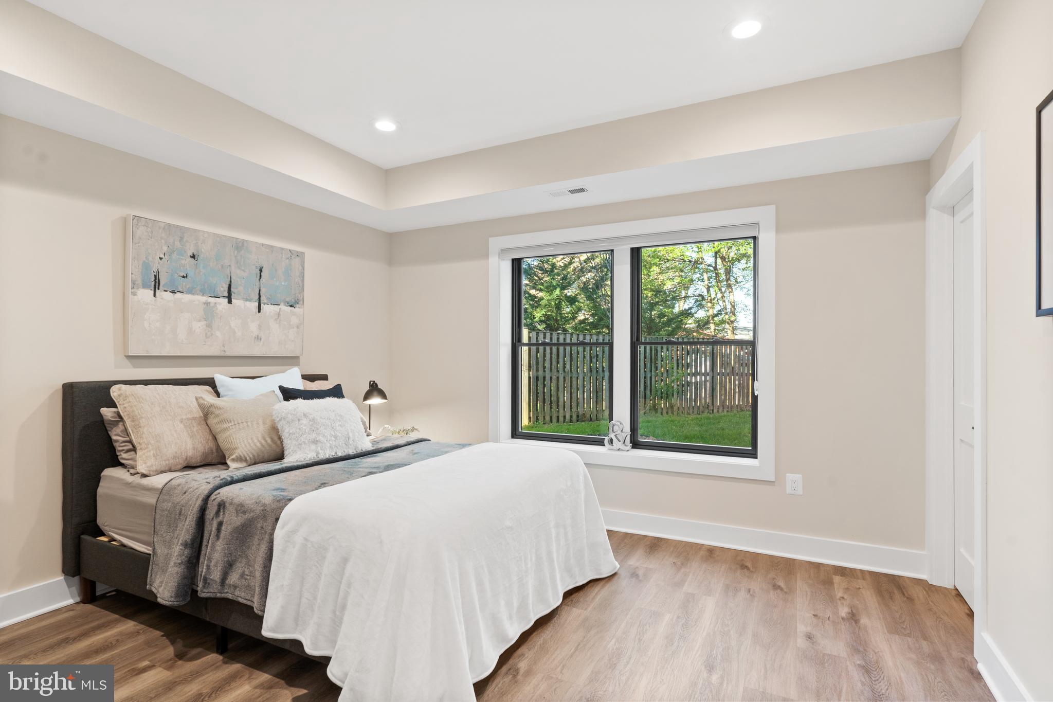 ROSEMONT - Residential