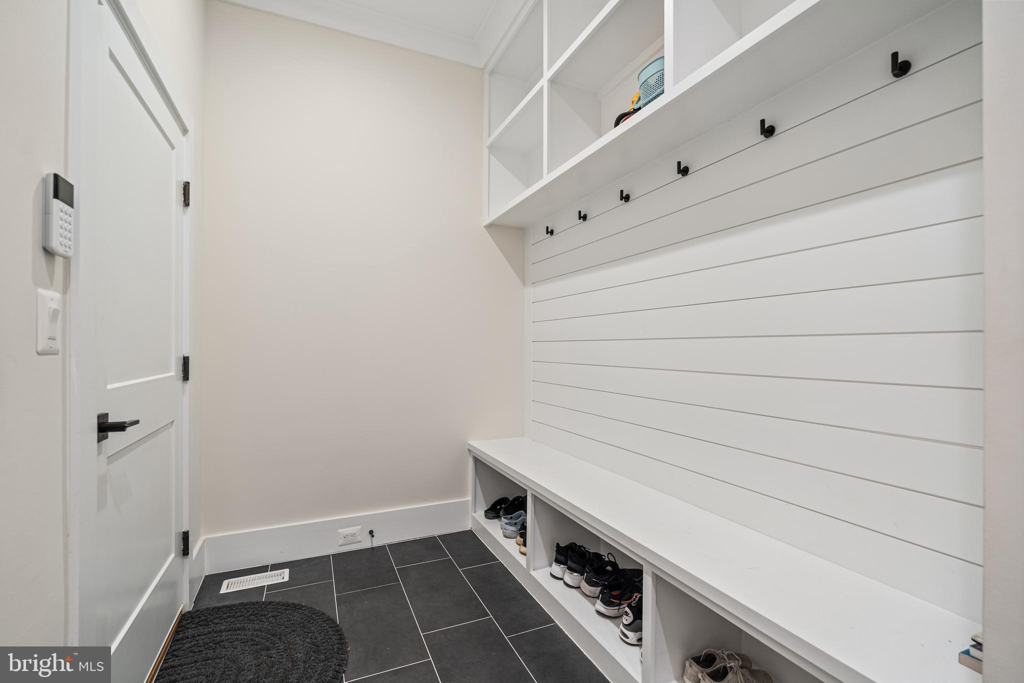 ROSEMONT - Residential