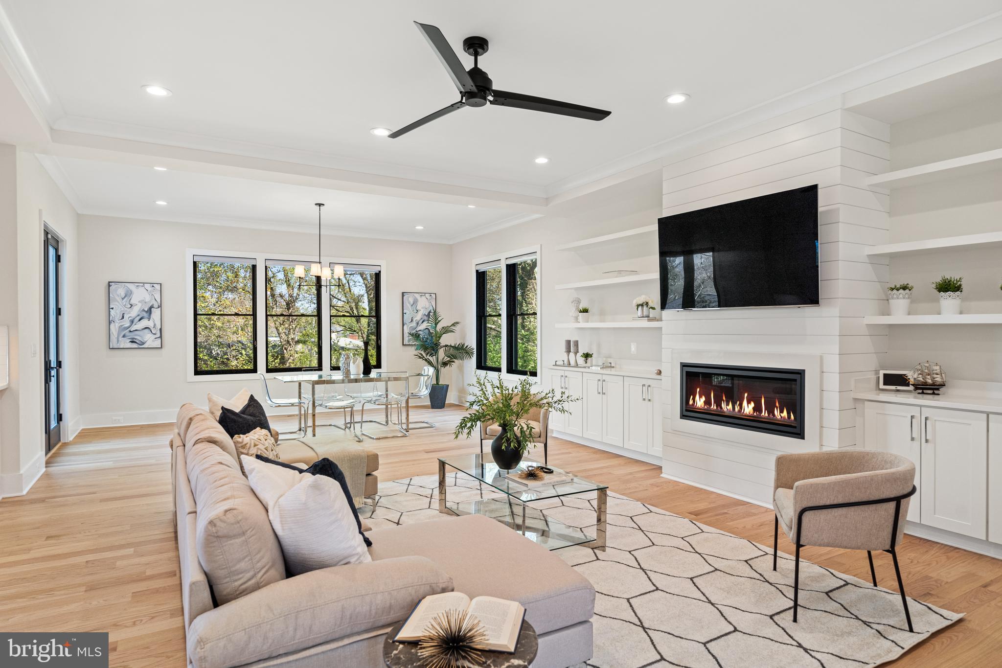 ROSEMONT - Residential