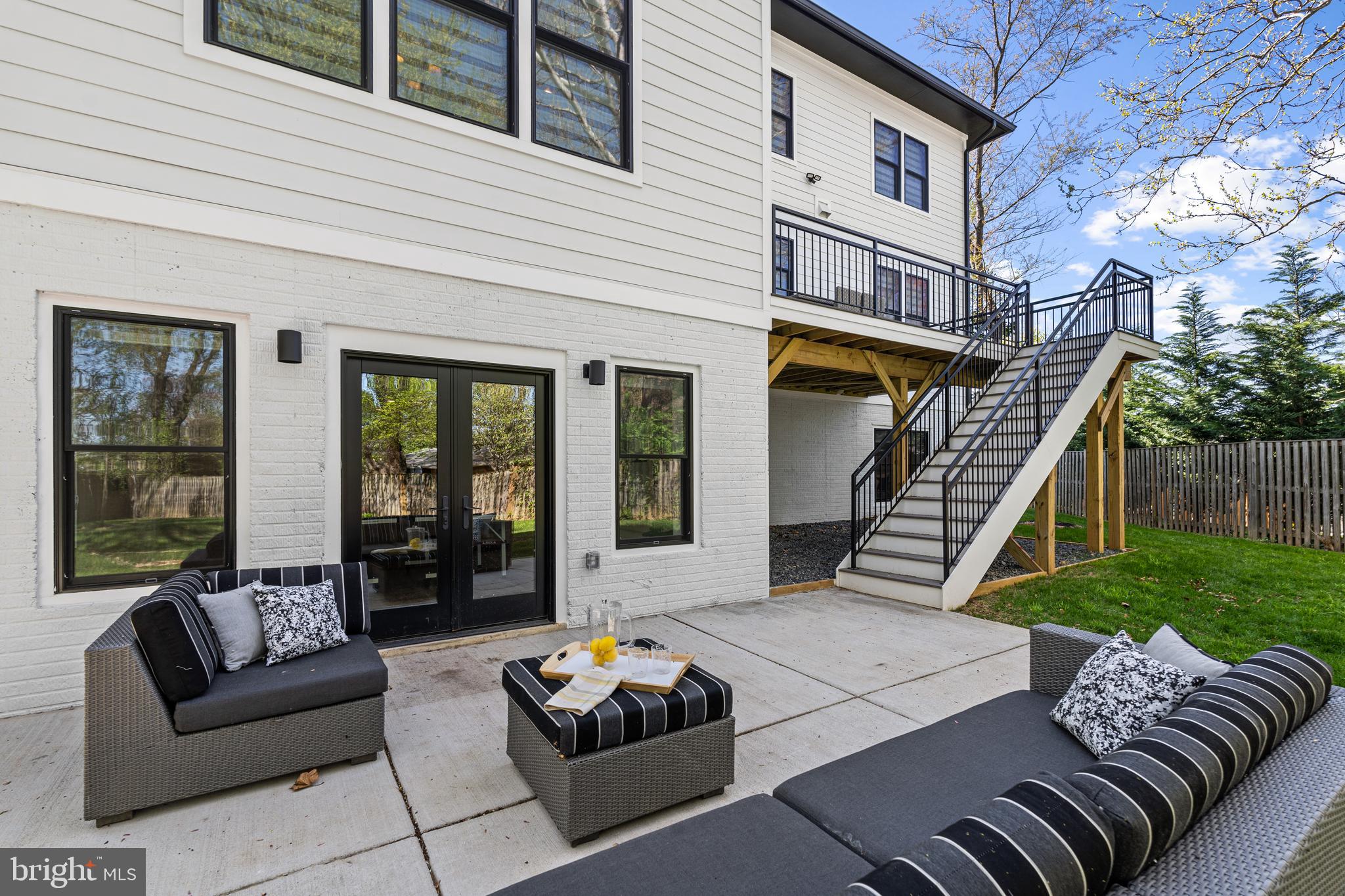 ROSEMONT - Residential