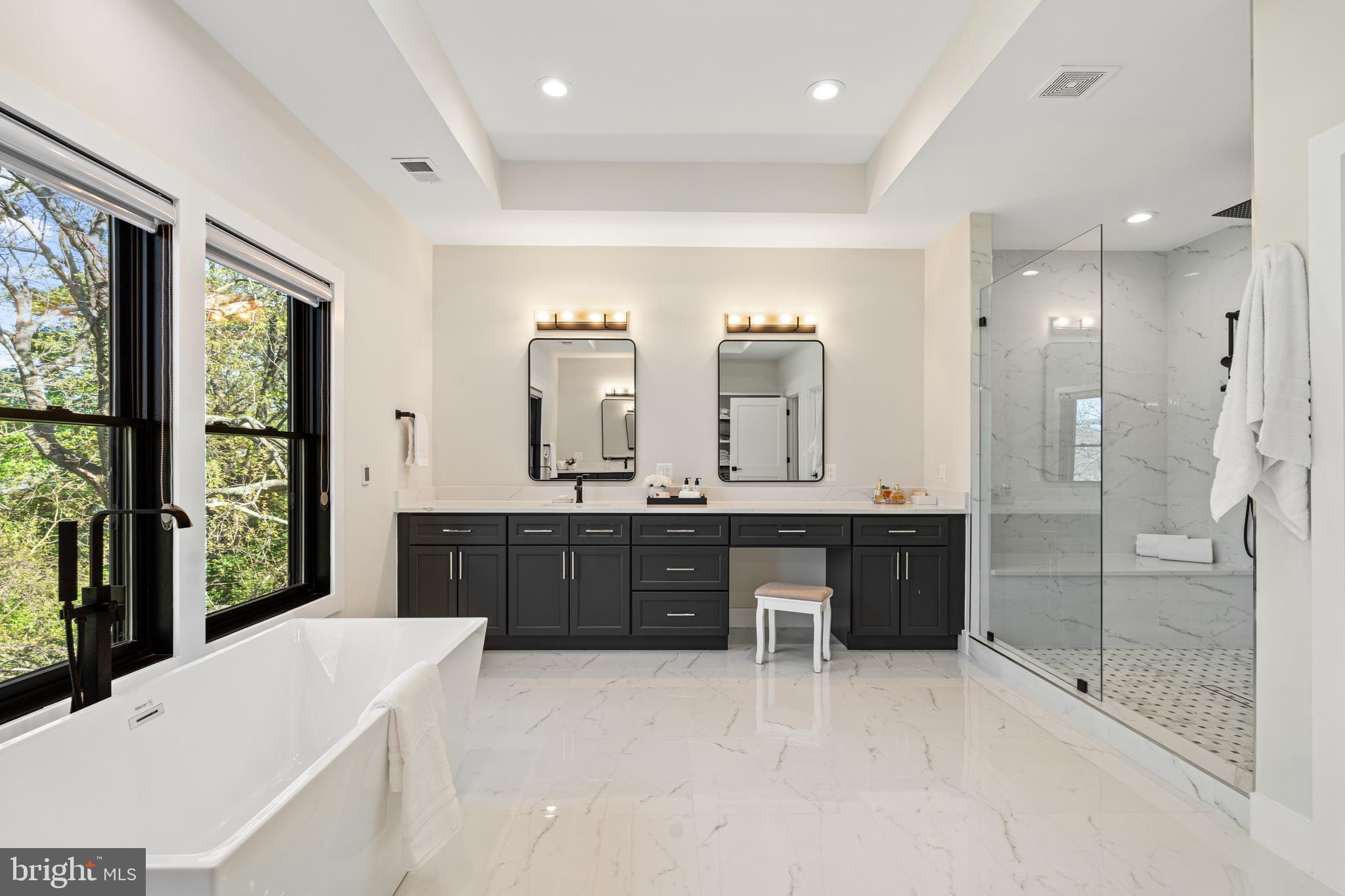 ROSEMONT - Residential