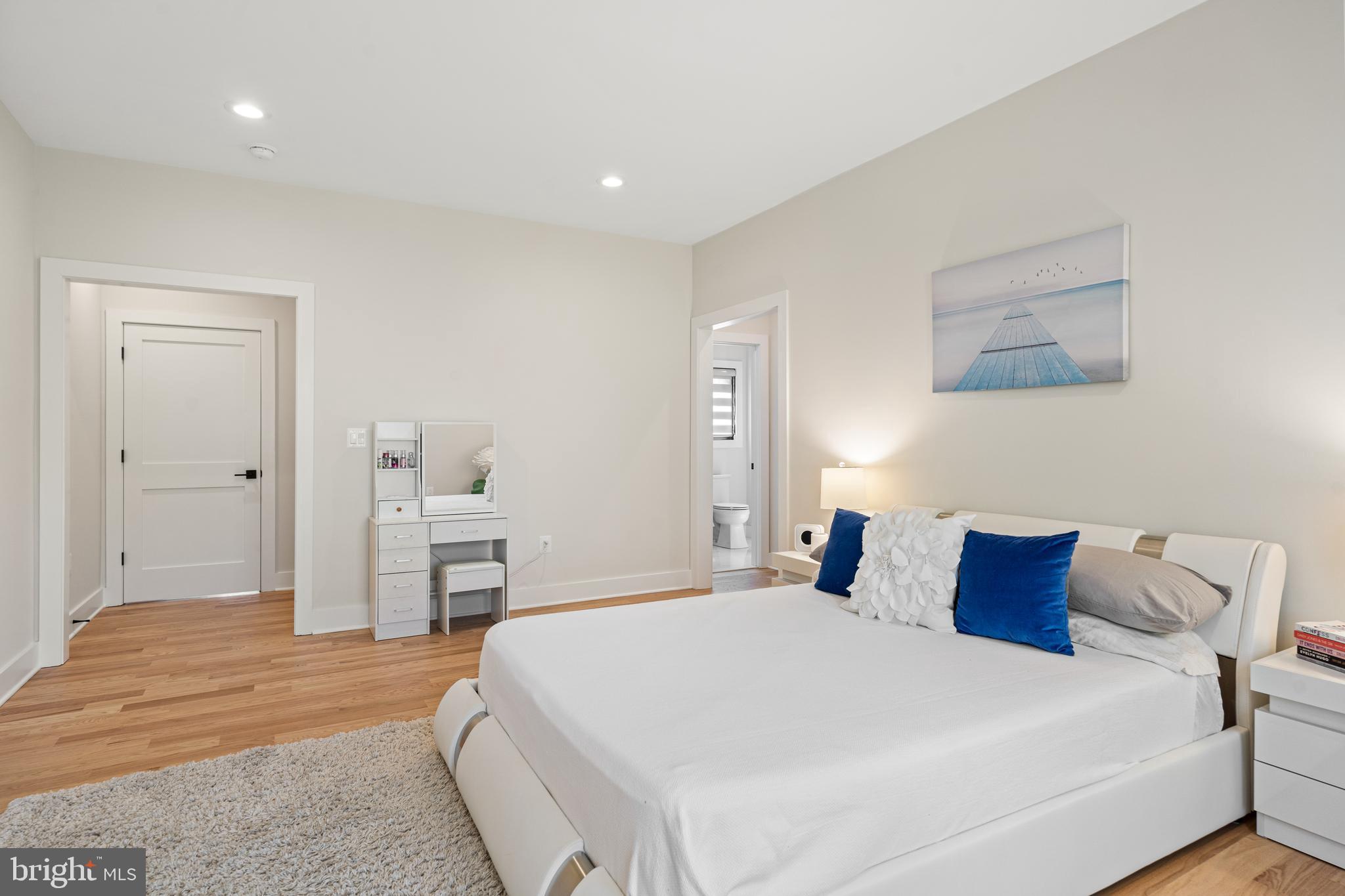 ROSEMONT - Residential