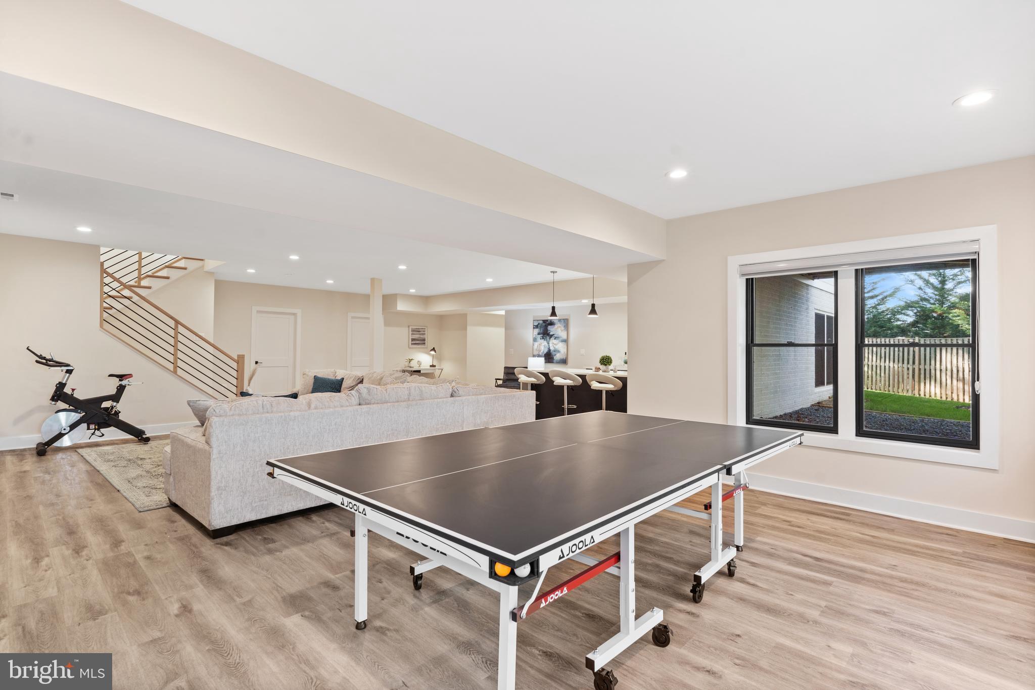 ROSEMONT - Residential