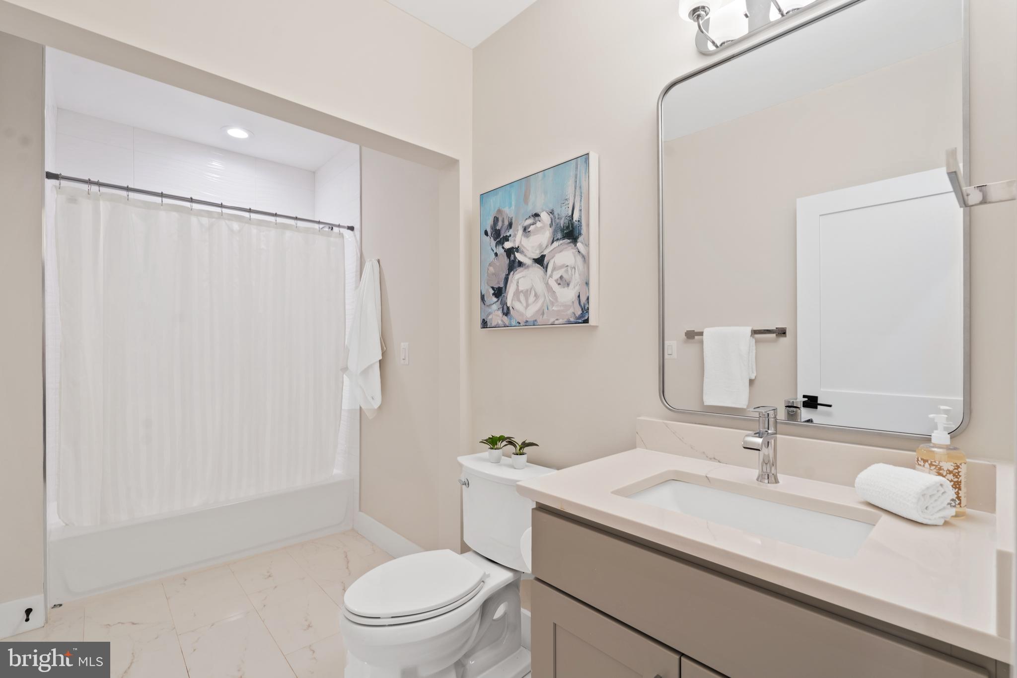 ROSEMONT - Residential