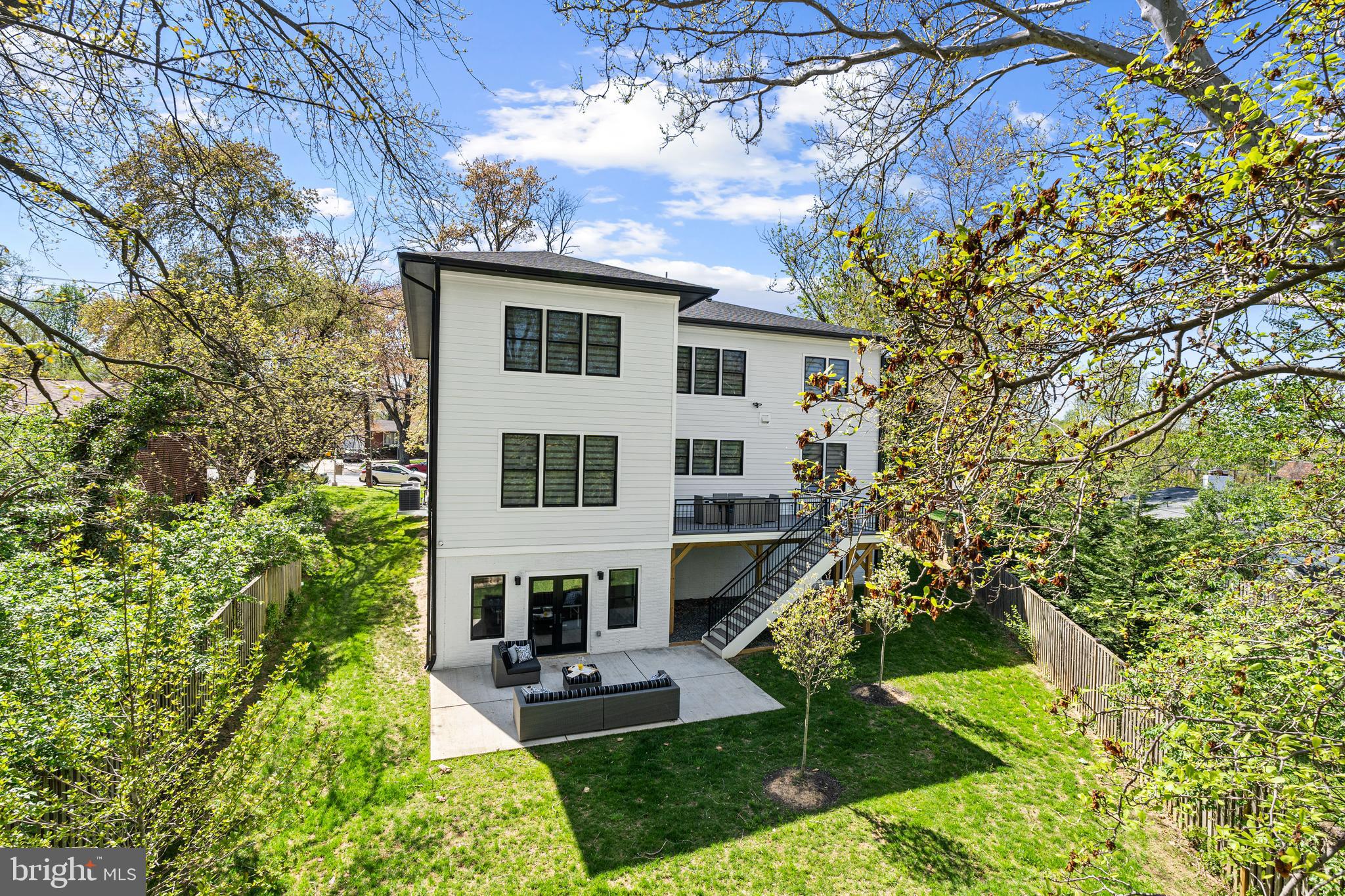 ROSEMONT - Residential