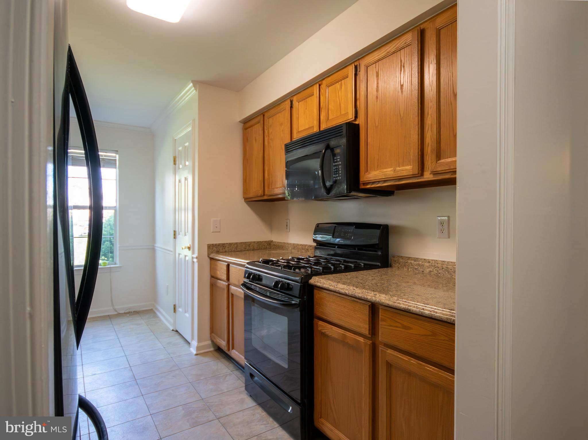 11002 KOMAN CIRCLE 103