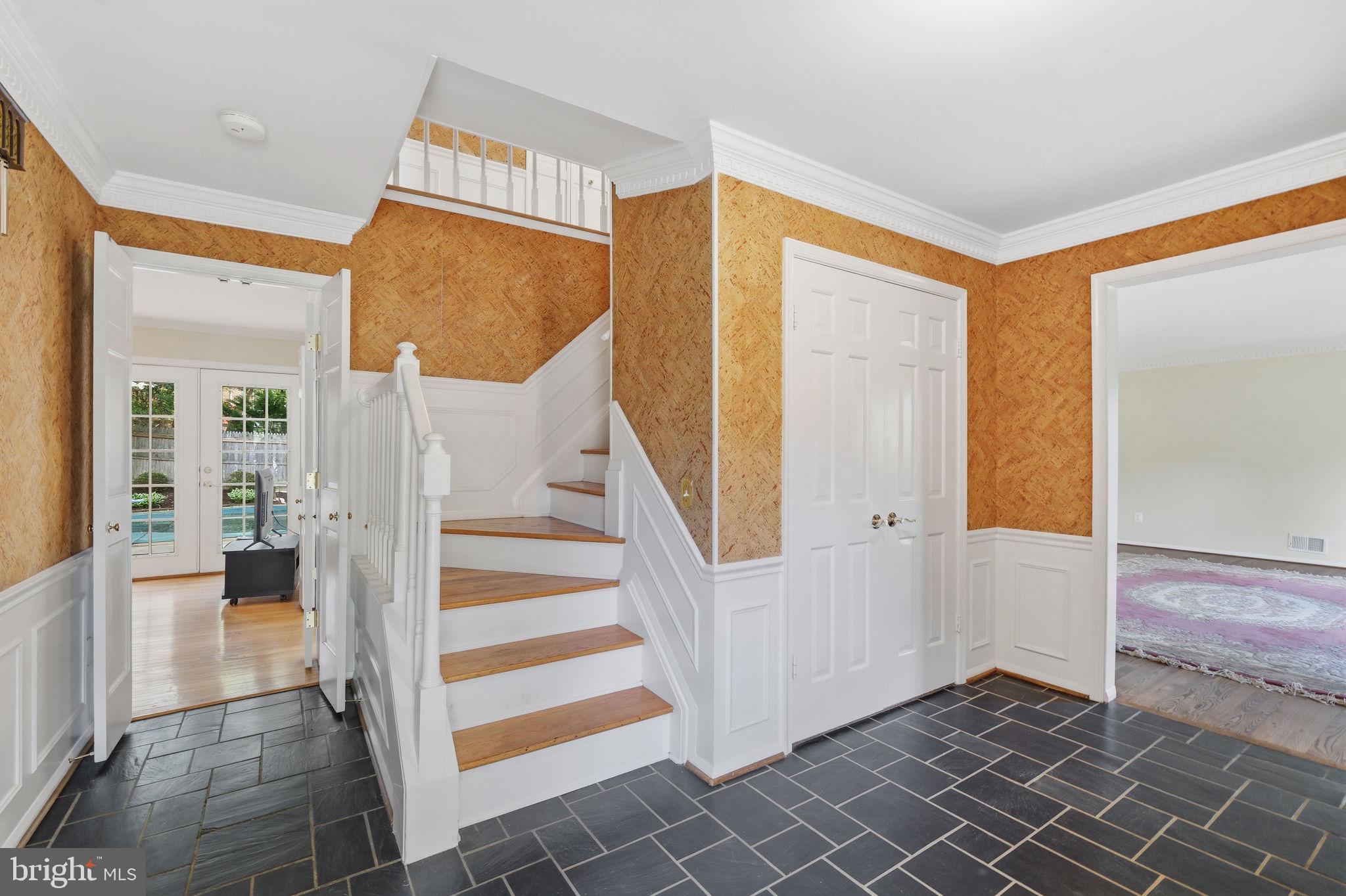 FOX HILLS WEST - Residential