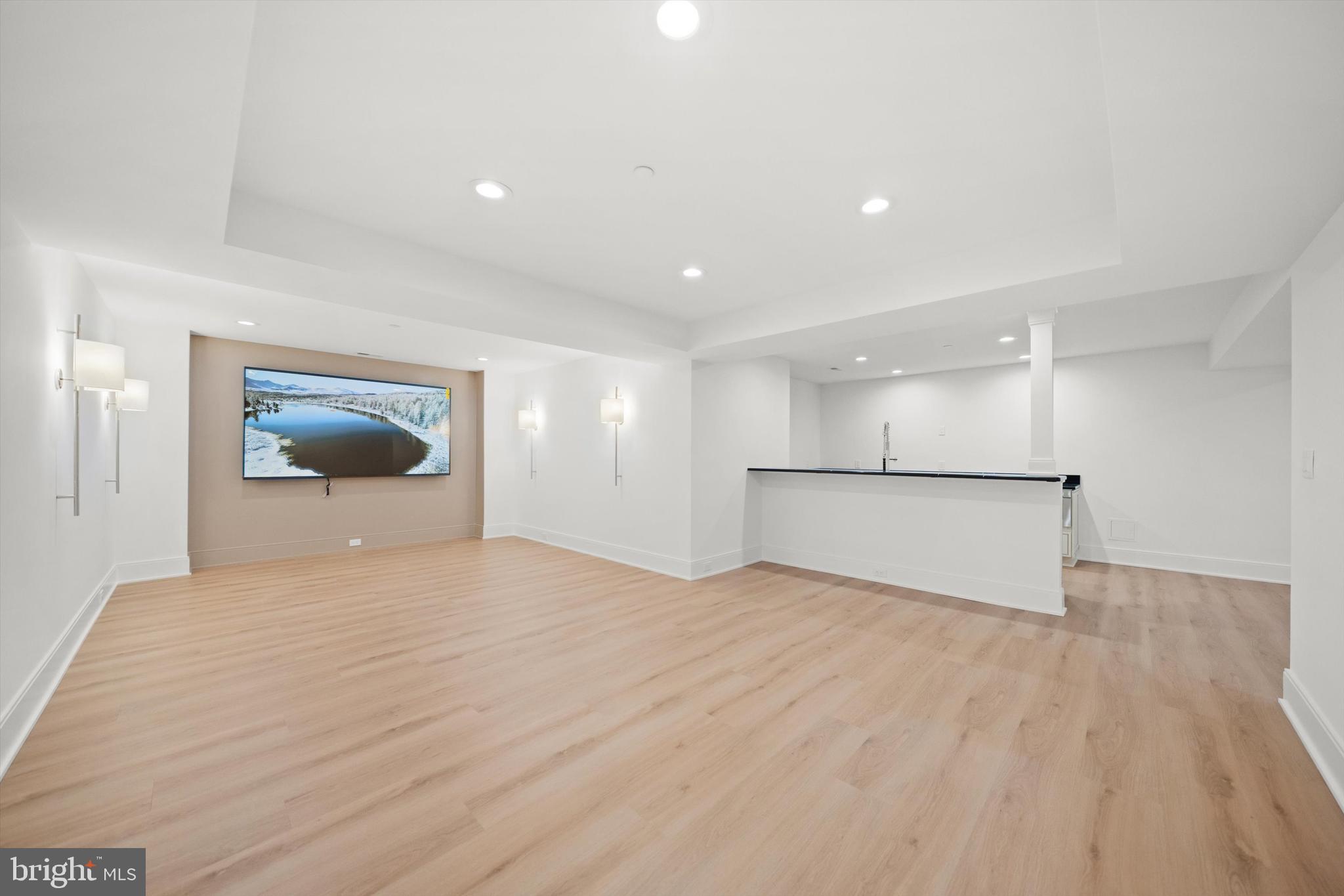 KENWOOD PARK - Residential