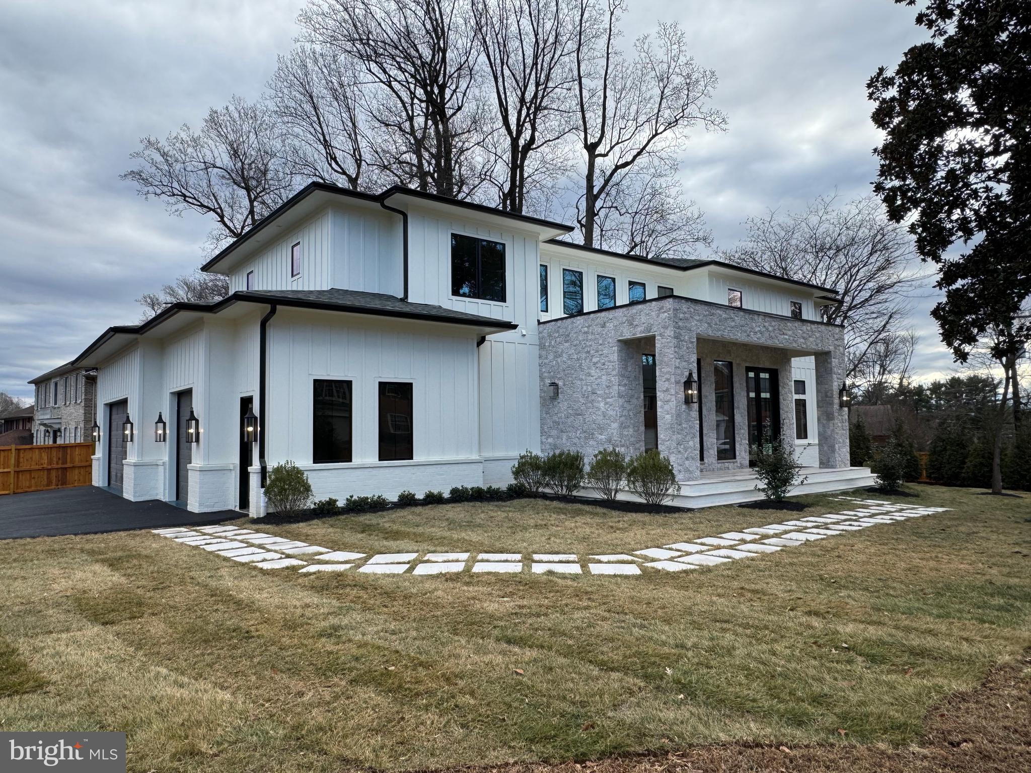 KENWOOD PARK - Residential