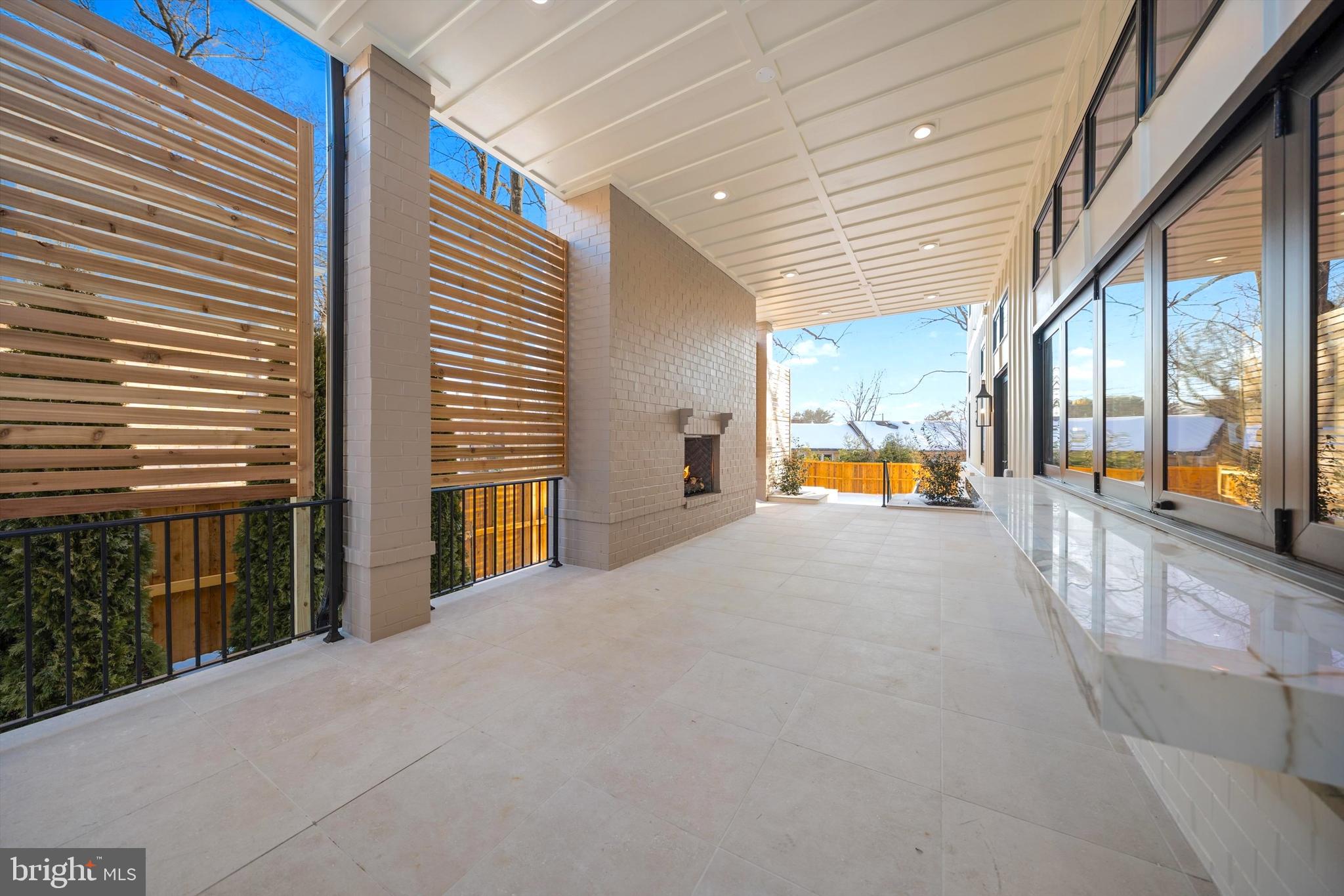 KENWOOD PARK - Residential