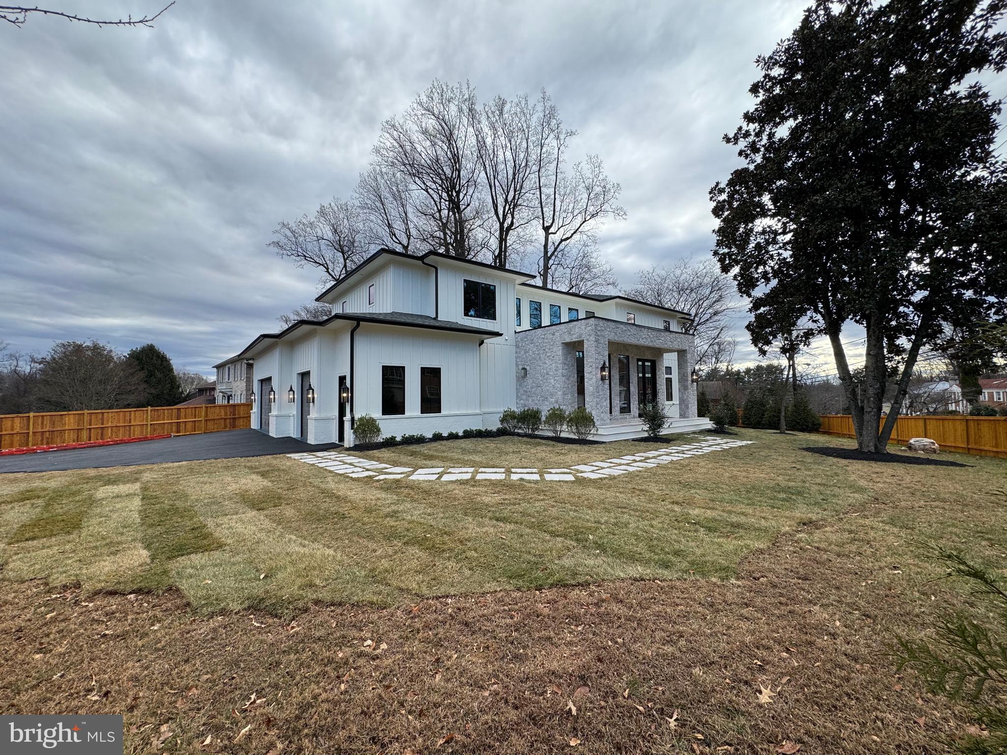 KENWOOD PARK - Residential