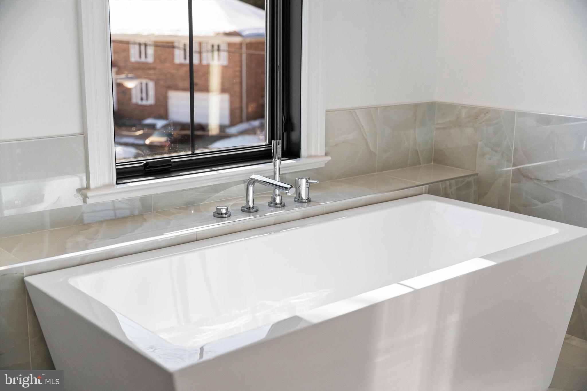 KENWOOD PARK - Residential