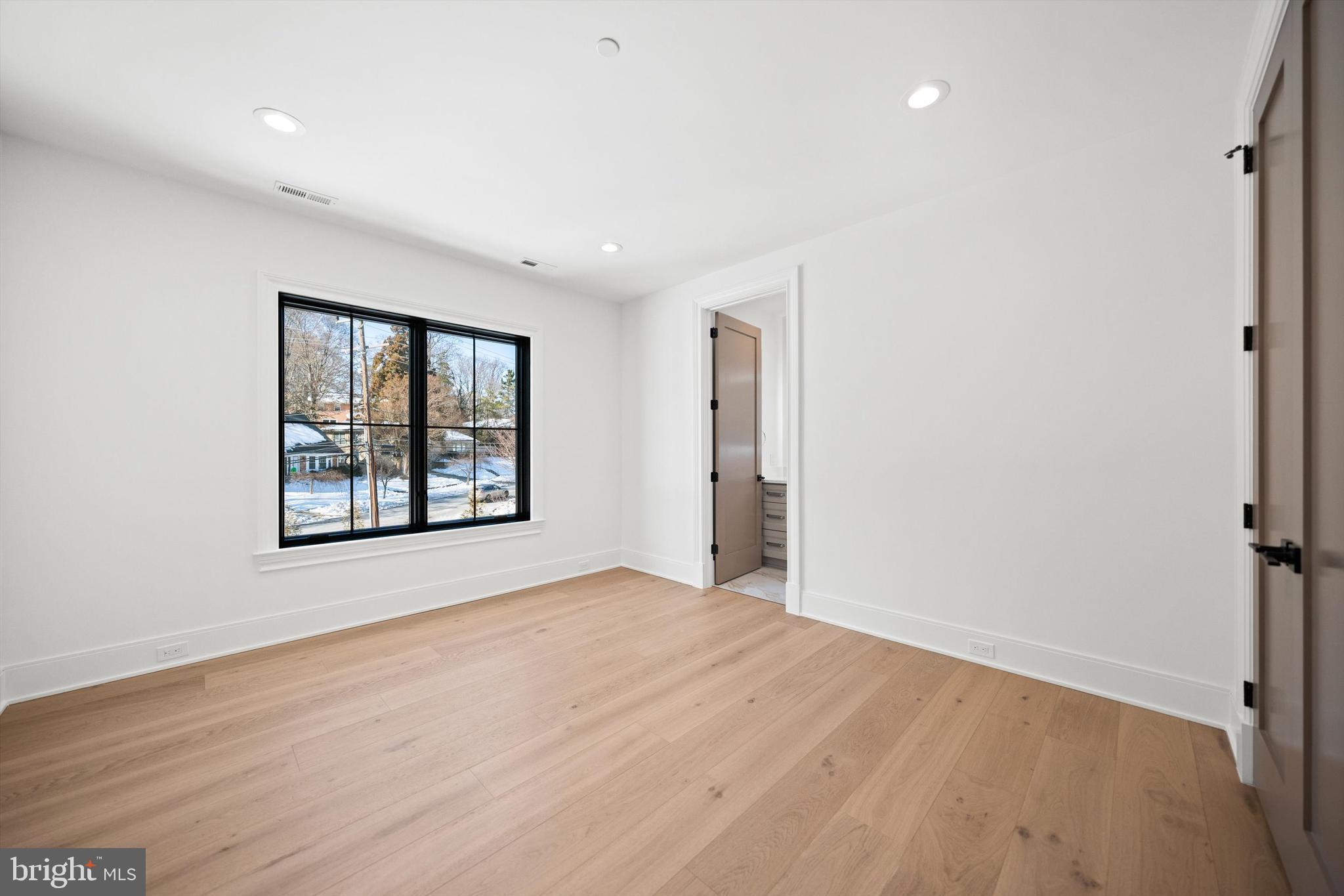 KENWOOD PARK - Residential