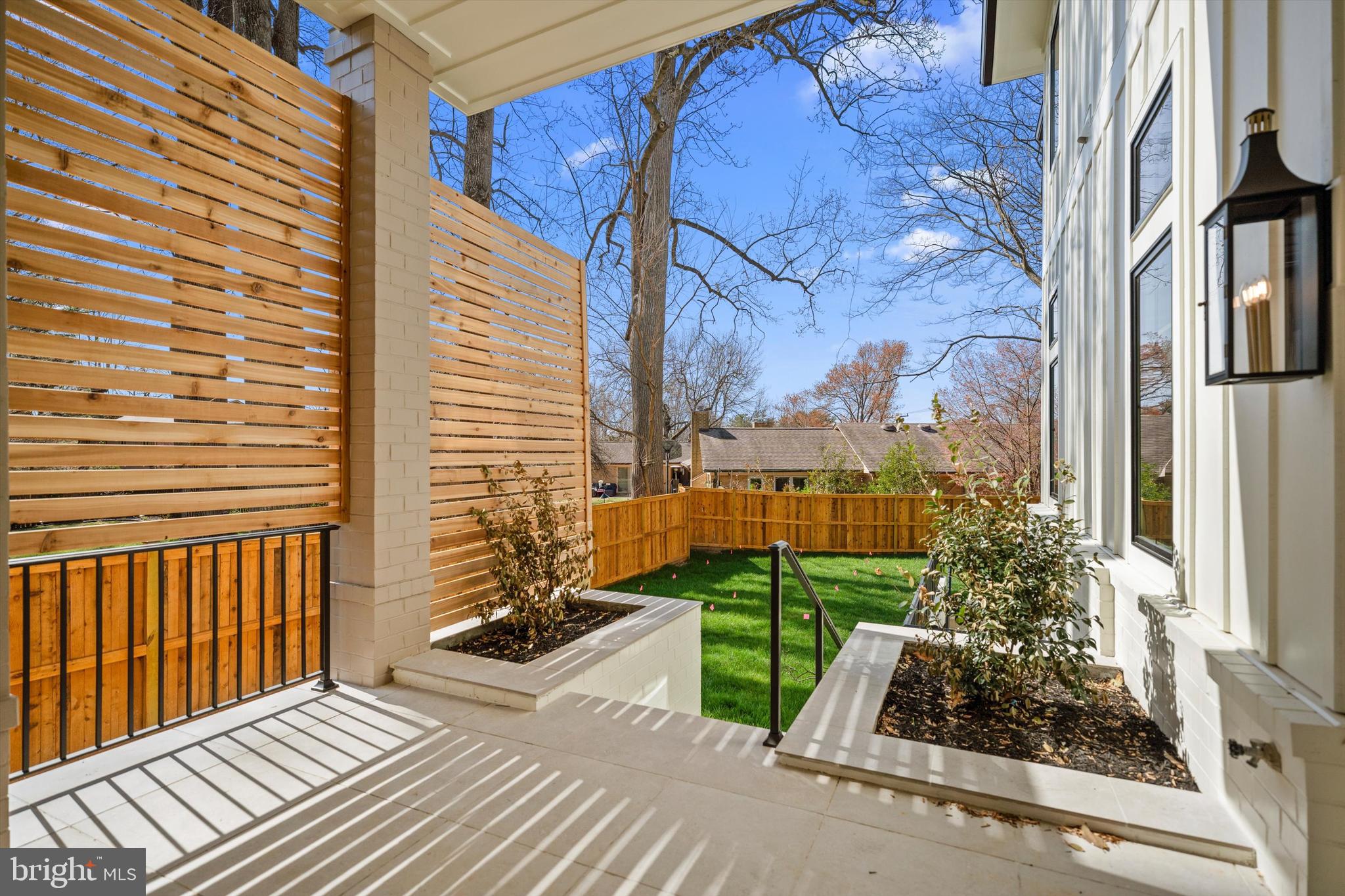 KENWOOD PARK - Residential