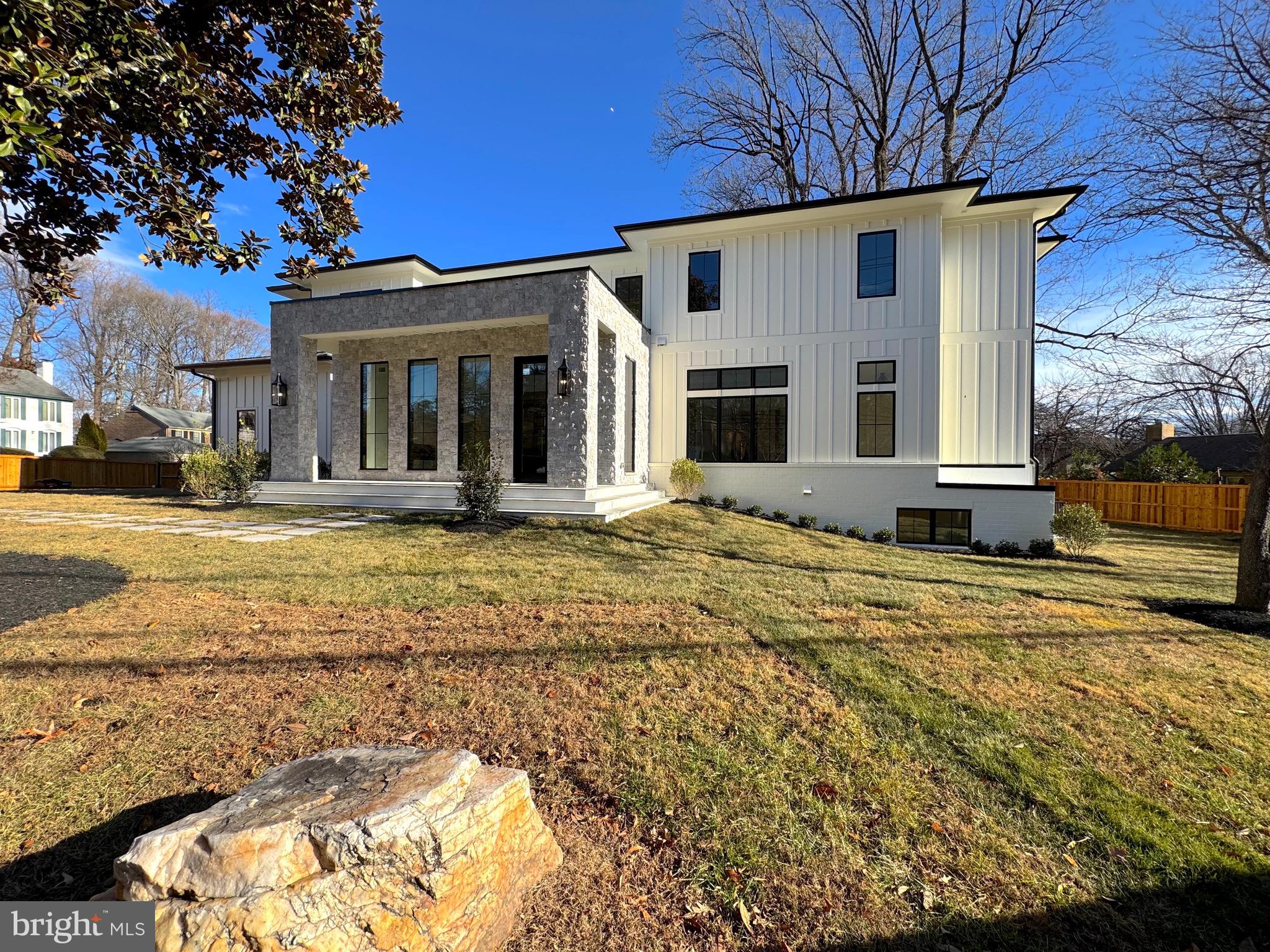 KENWOOD PARK - Residential