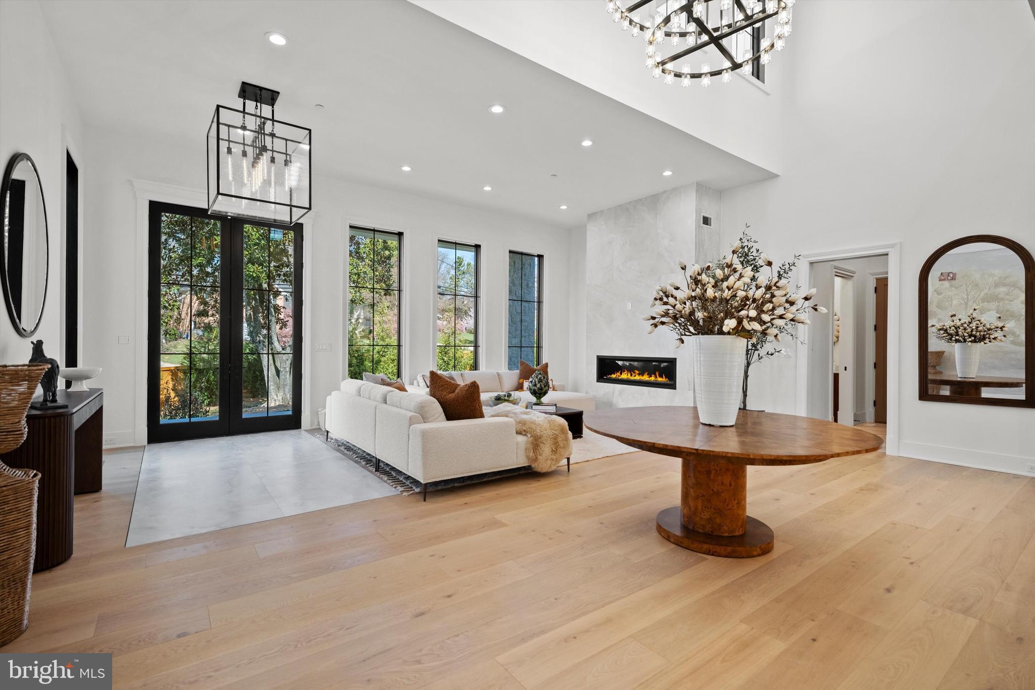 KENWOOD PARK - Residential