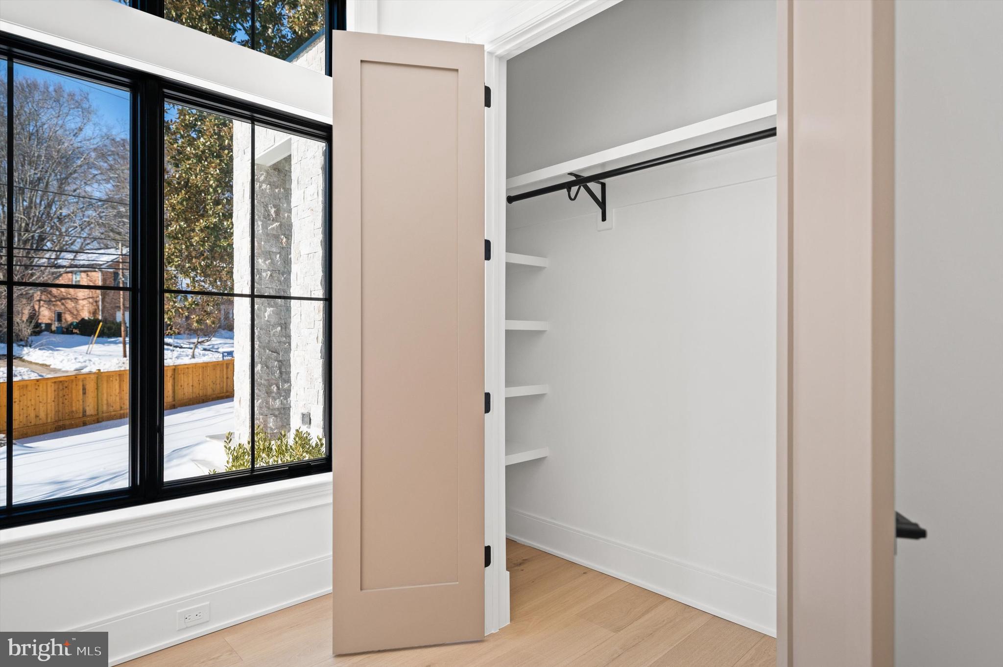 KENWOOD PARK - Residential