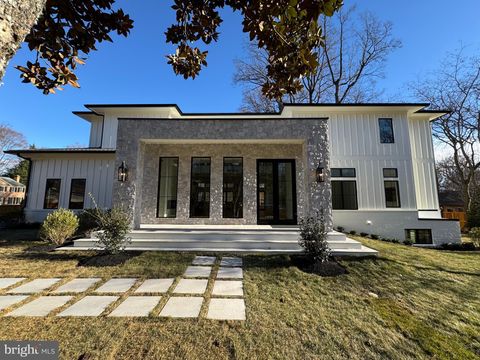 6116 EASTVIEW STREET BETHESDA MD 20817