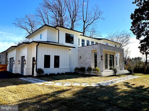 6116 EASTVIEW STREET BETHESDA MD 20817