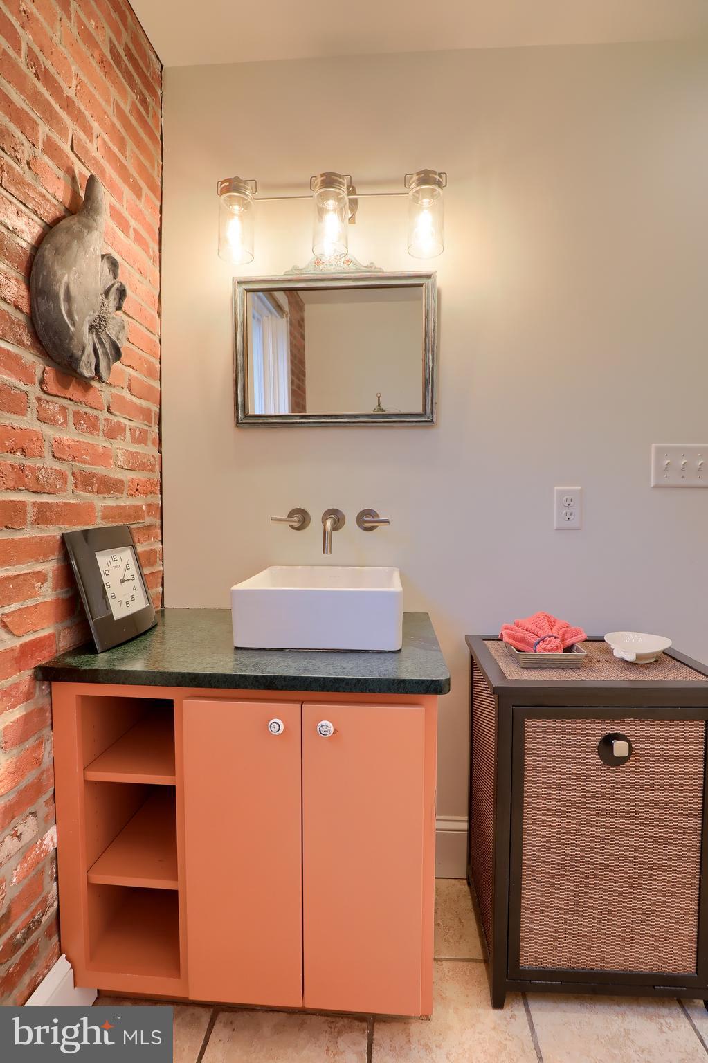 CENTER CITY LANCASTER - Residential