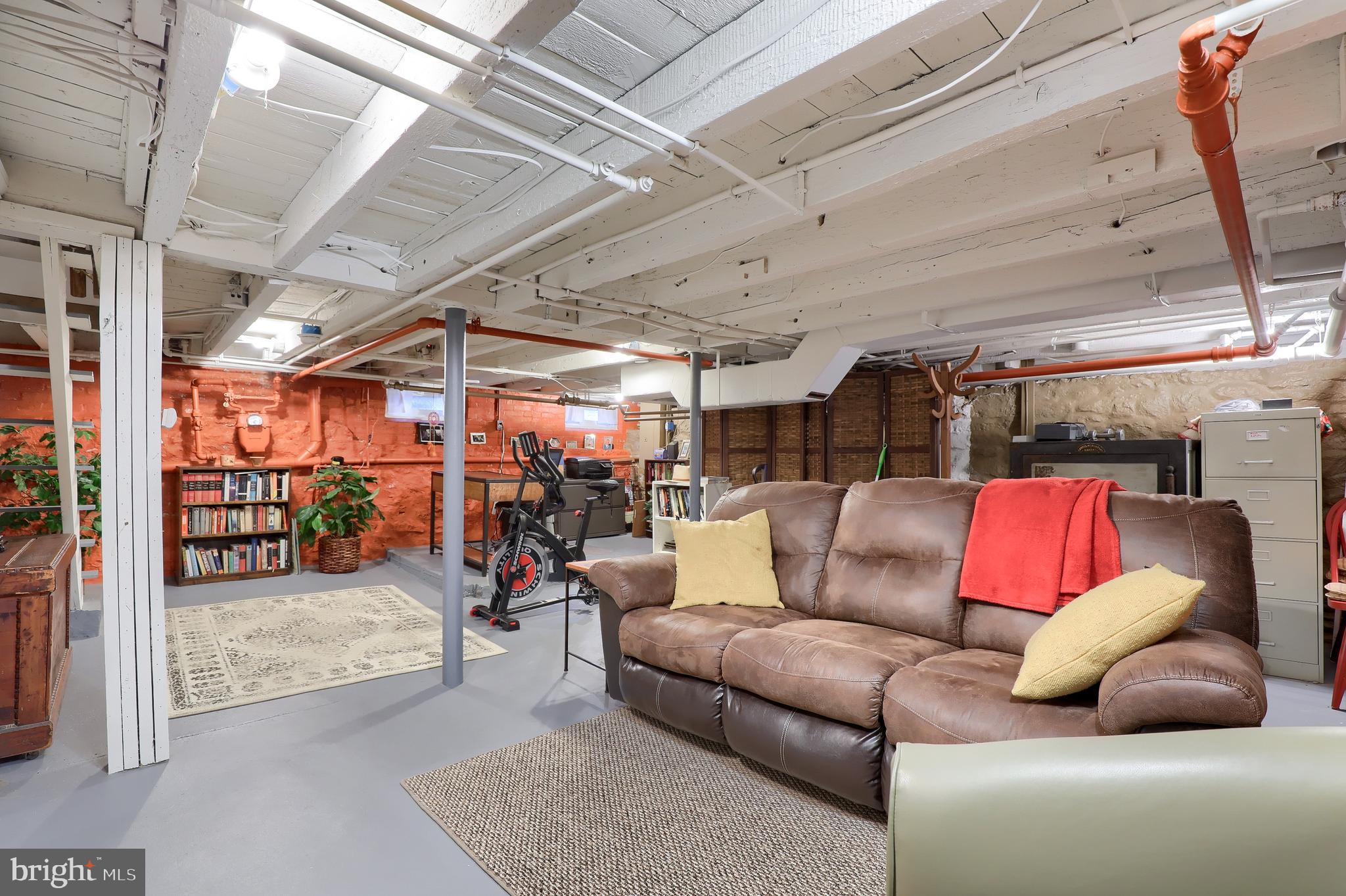 CENTER CITY LANCASTER - Residential