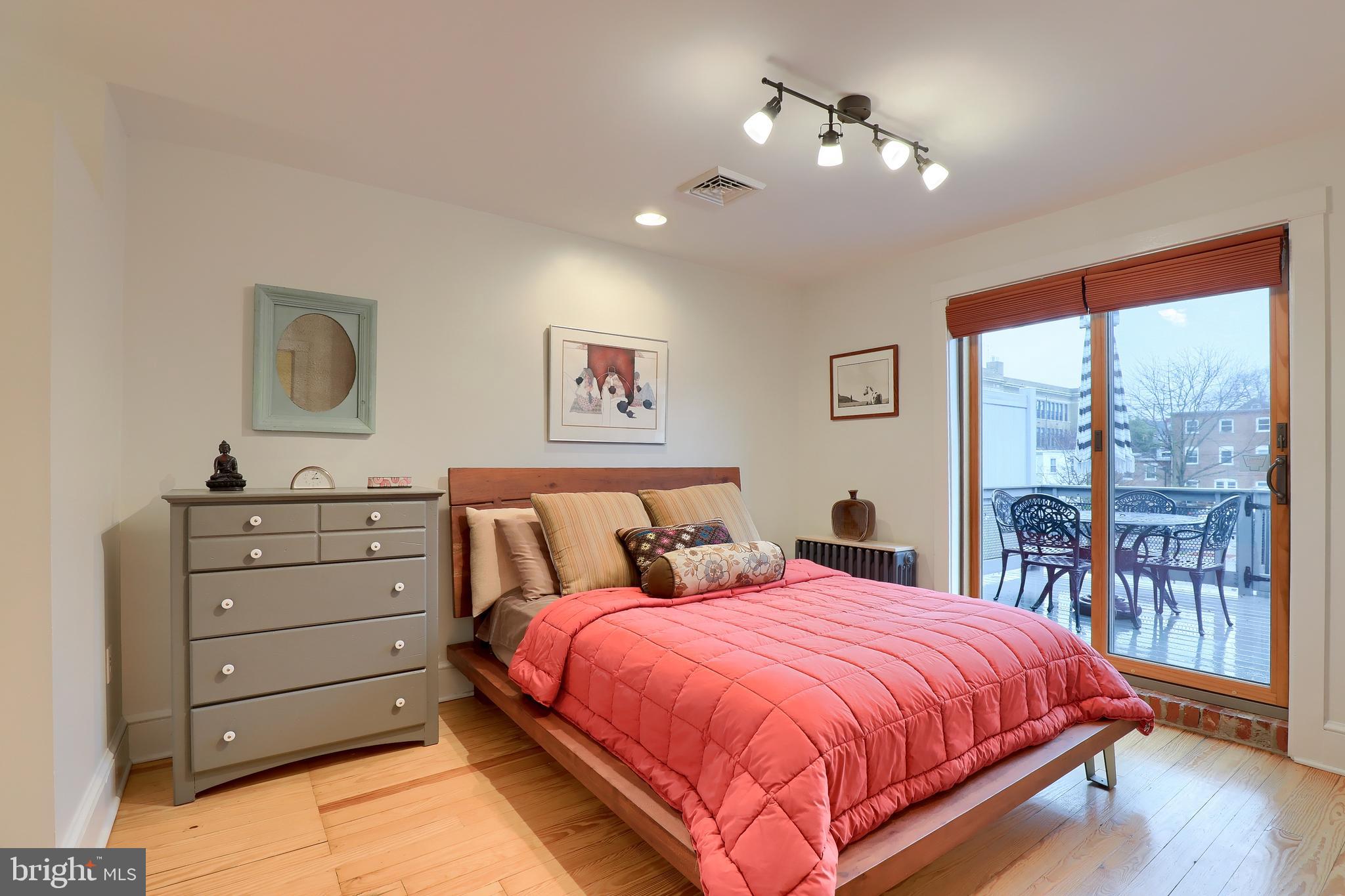 CENTER CITY LANCASTER - Residential