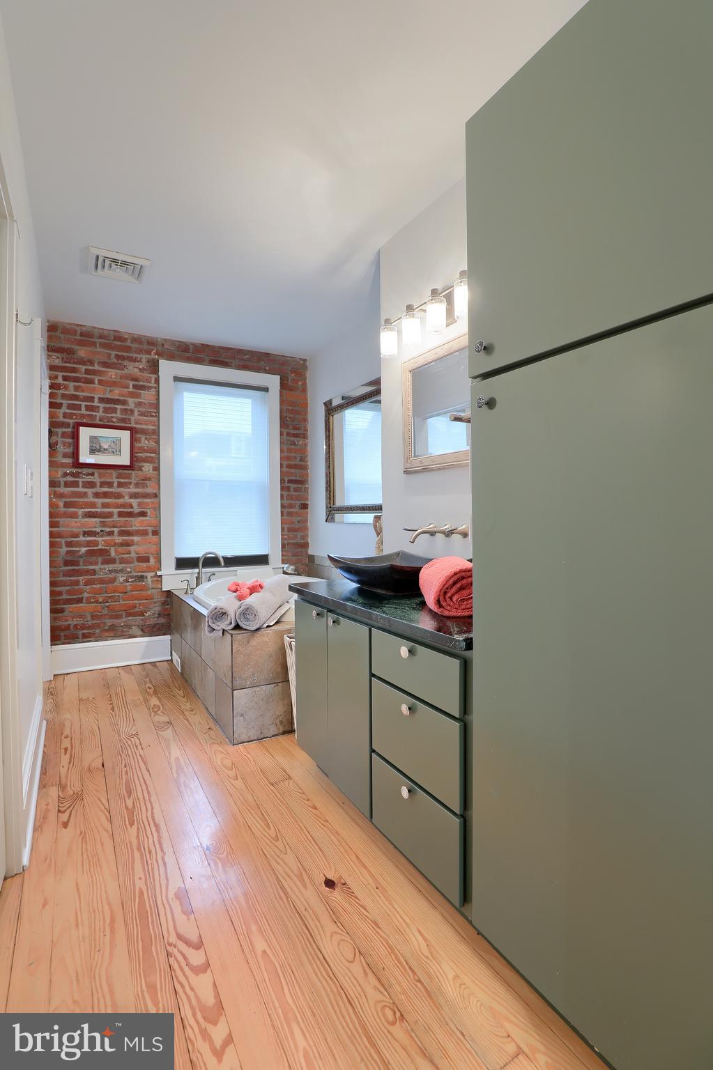 CENTER CITY LANCASTER - Residential